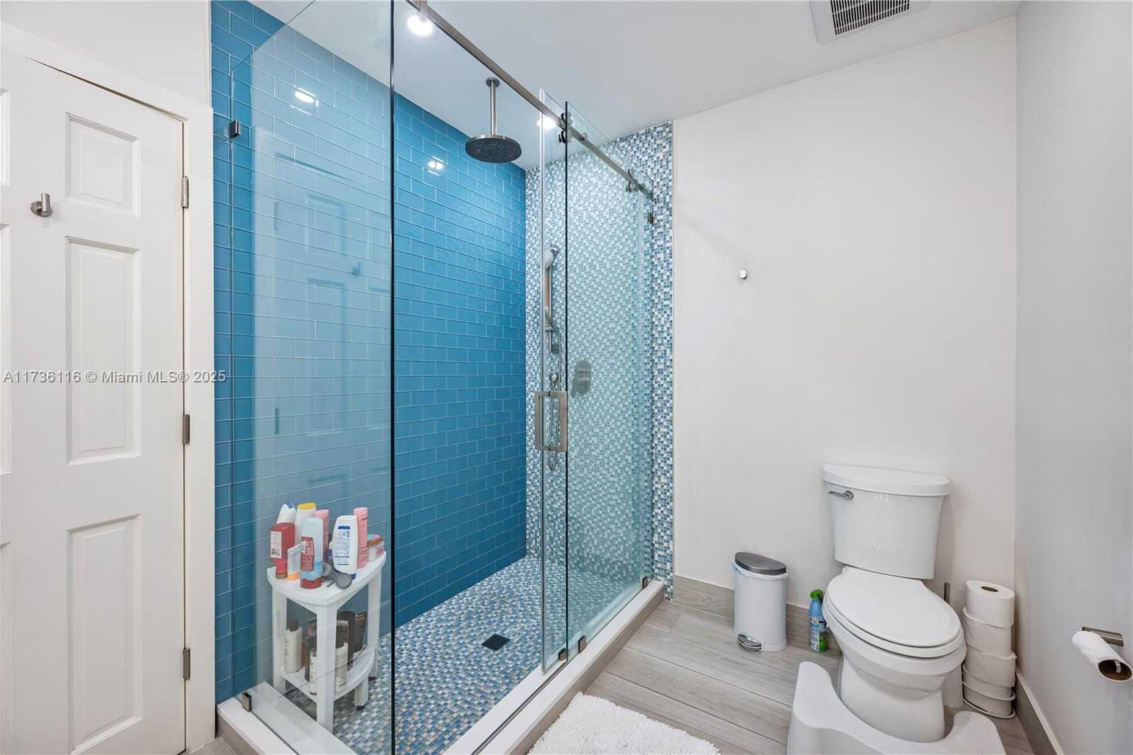 Small Image of 16141 WEST TROON CIR, Miami Lakes Number 34