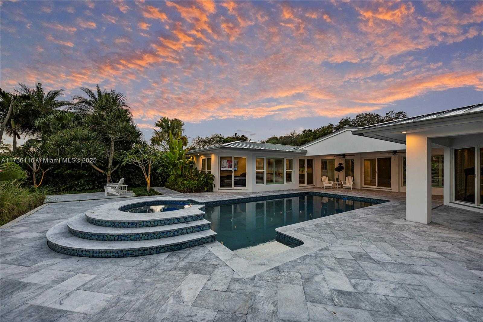 Small Image of 16141 WEST TROON CIR, Miami Lakes Number 51