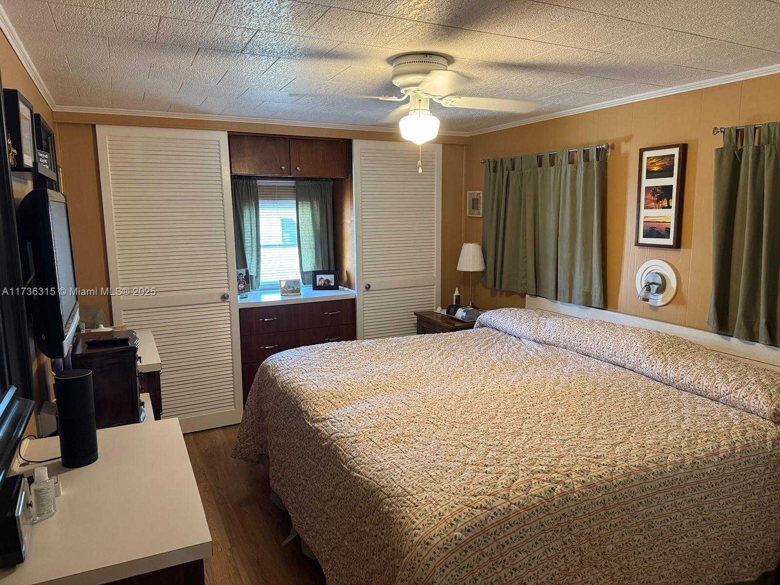 Small Image of 8630 SOUTH WEST 21ST CT, Davie Number 22
