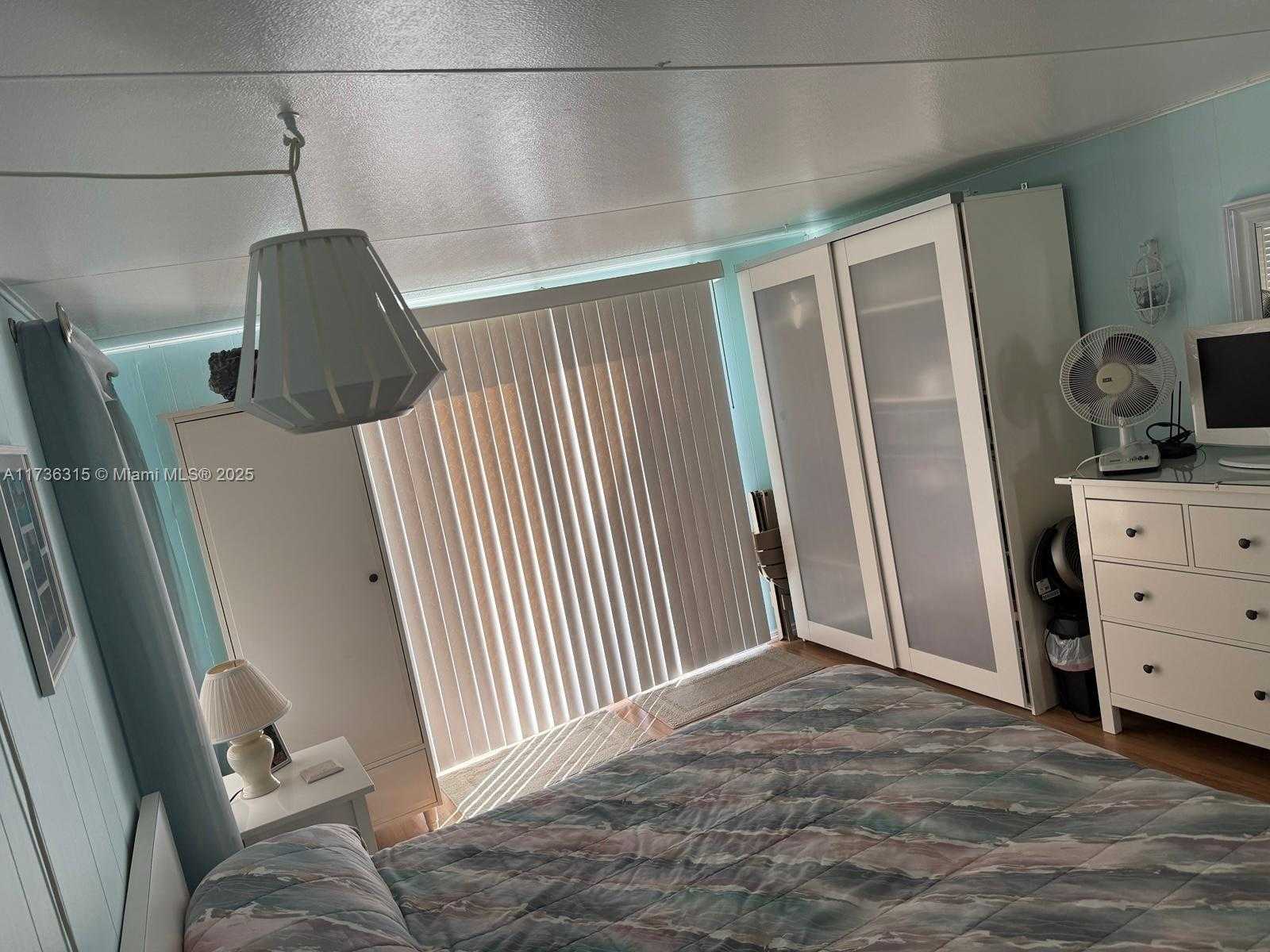 Small Image of 8630 SOUTH WEST 21ST CT, Davie Number 27
