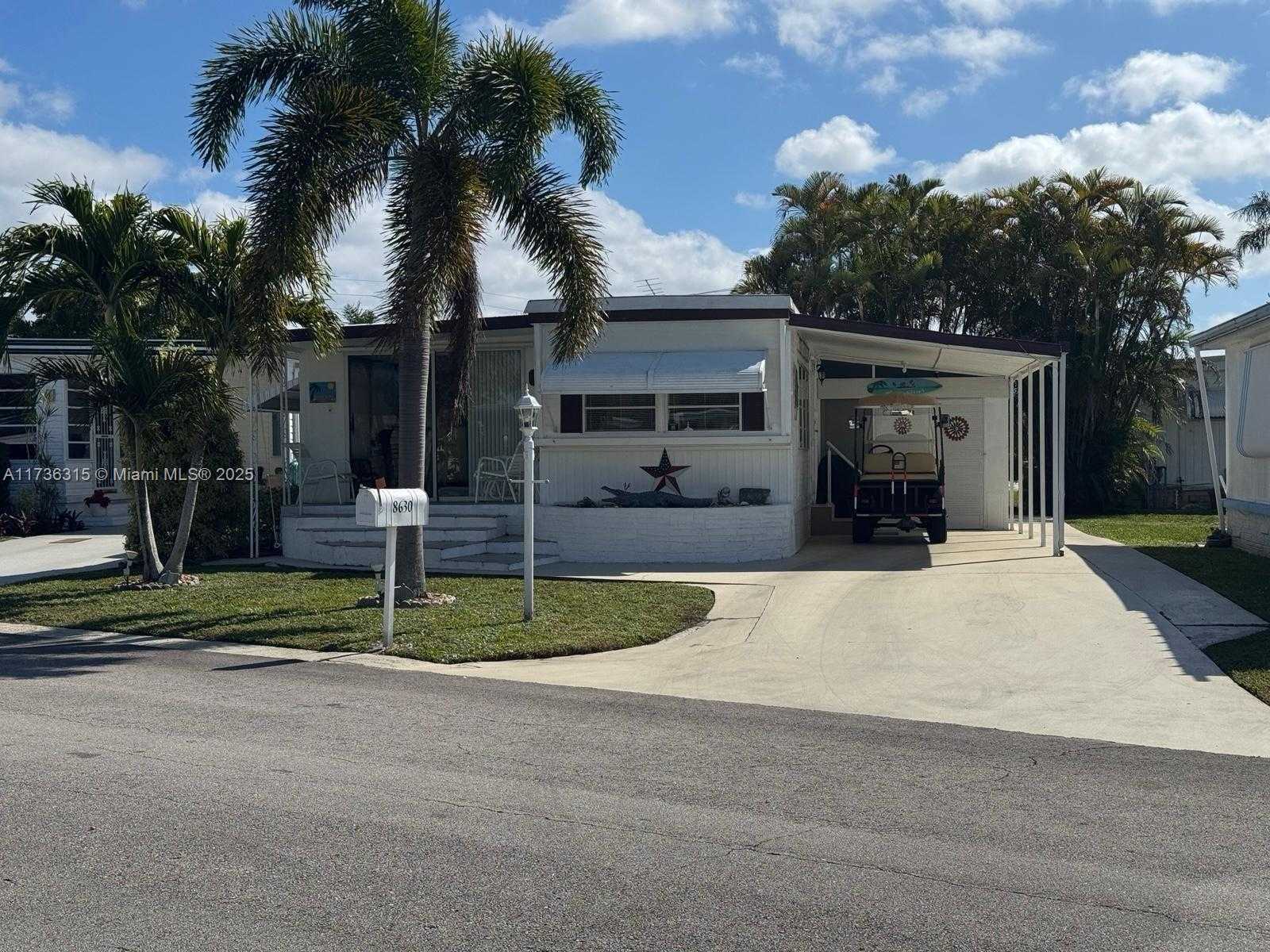 Small Image of 8630 SOUTH WEST 21ST CT, Davie Number 43
