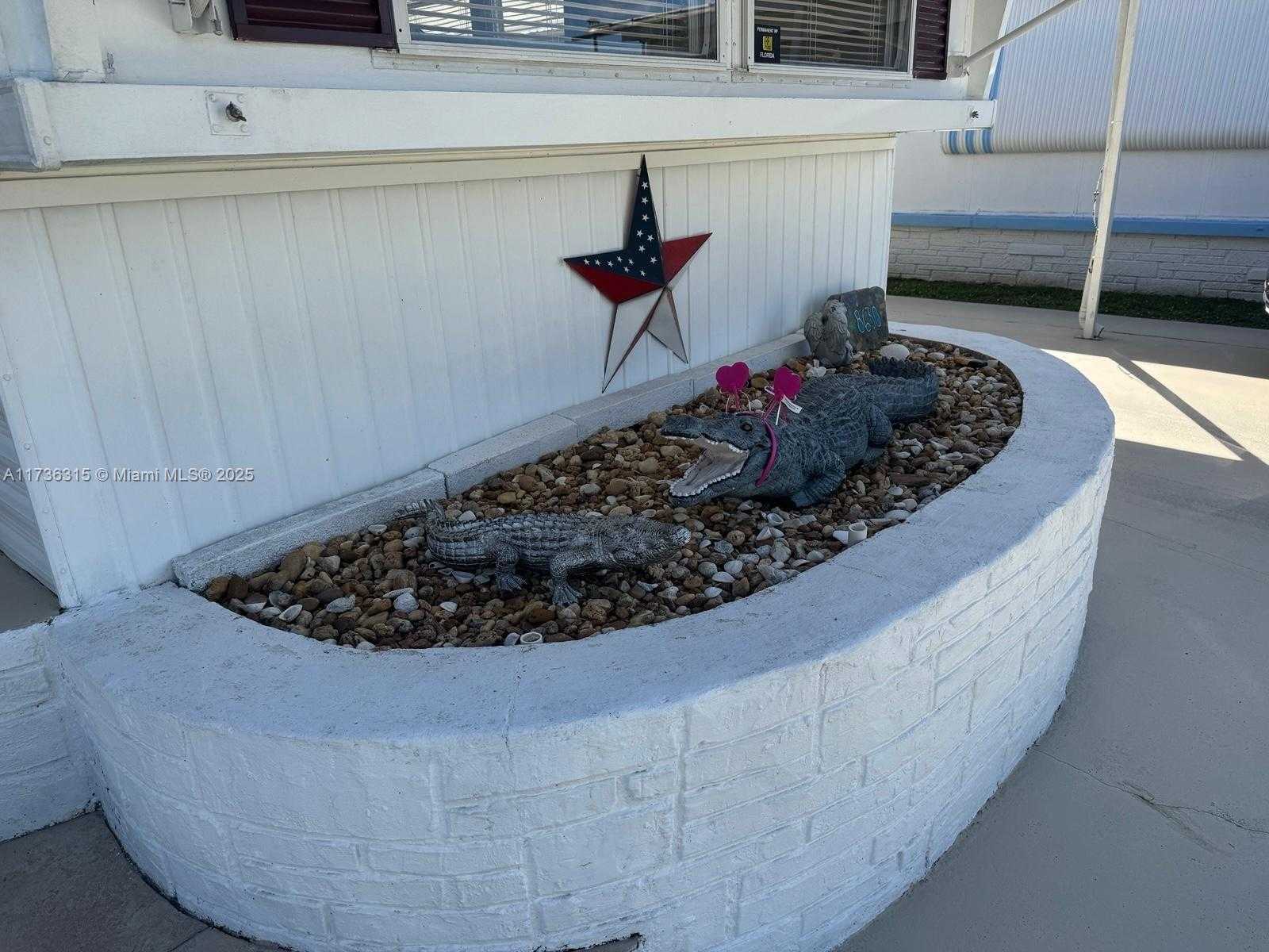 Small Image of 8630 SOUTH WEST 21ST CT, Davie Number 46