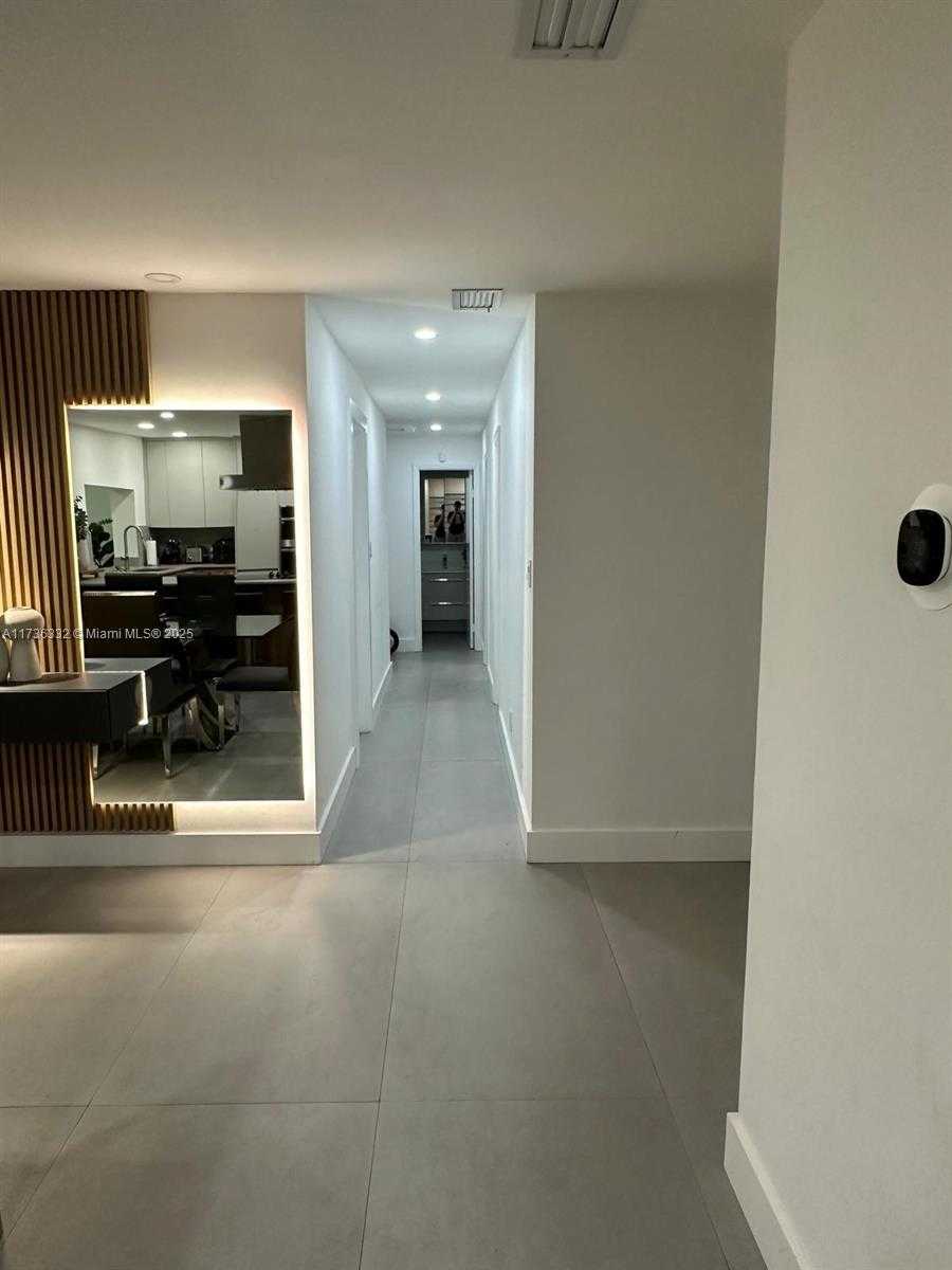 Small Image of 16805 SOUTH WEST 5TH WAY, Weston Number 14