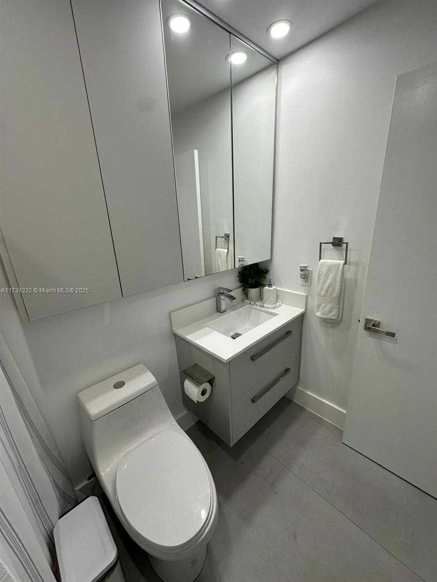 Small Image of 16805 SOUTH WEST 5TH WAY, Weston Number 20