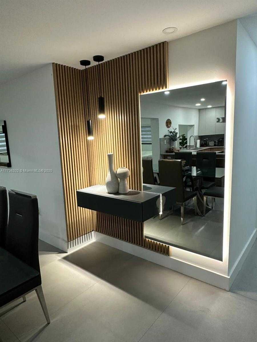 Small Image of 16805 SOUTH WEST 5TH WAY, Weston Number 6