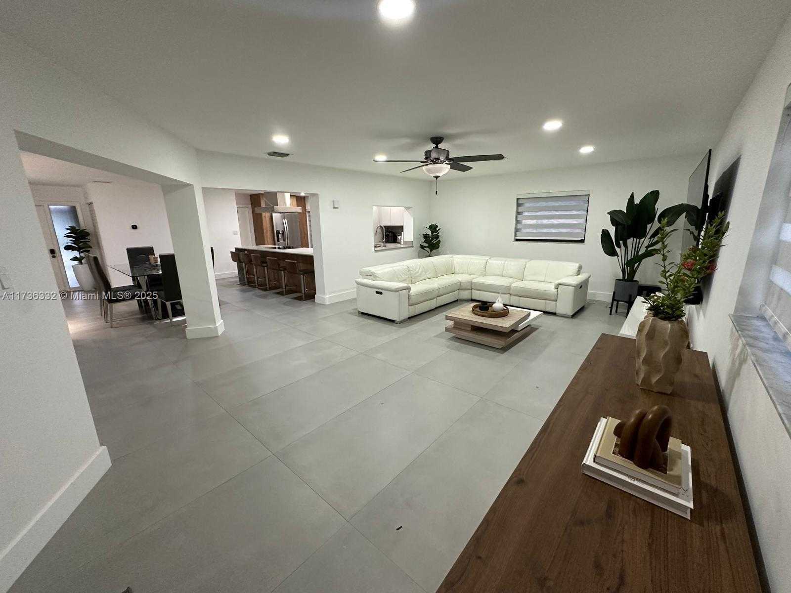 Small Image of 16805 SOUTH WEST 5TH WAY, Weston Number 7