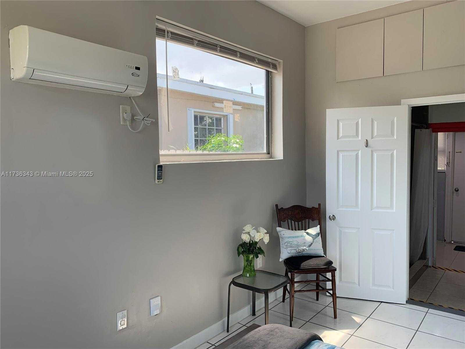 Small Image of 121 WEST 42ND ST, Hialeah Number 31