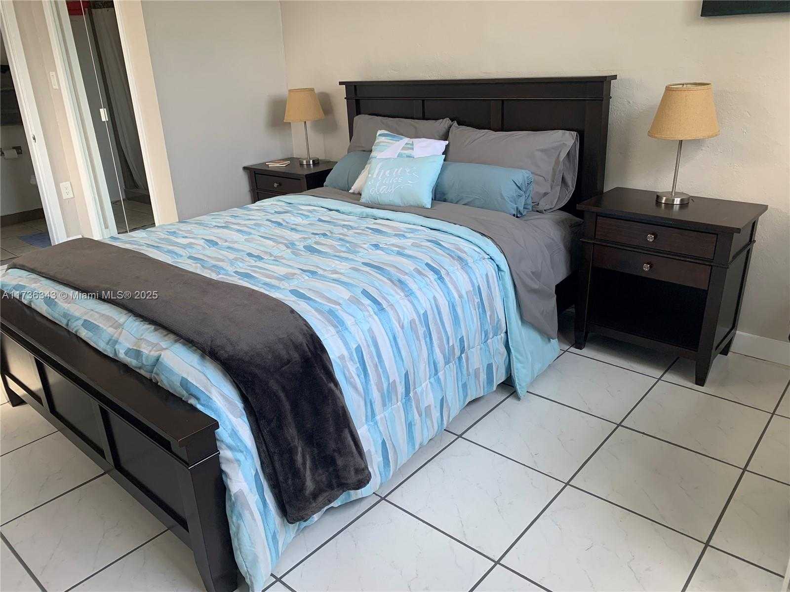 Small Image of 121 WEST 42ND ST, Hialeah Number 33