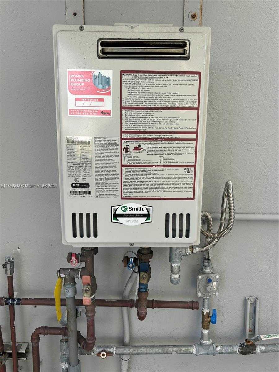 Small Image of 121 WEST 42ND ST, Hialeah Number 47
