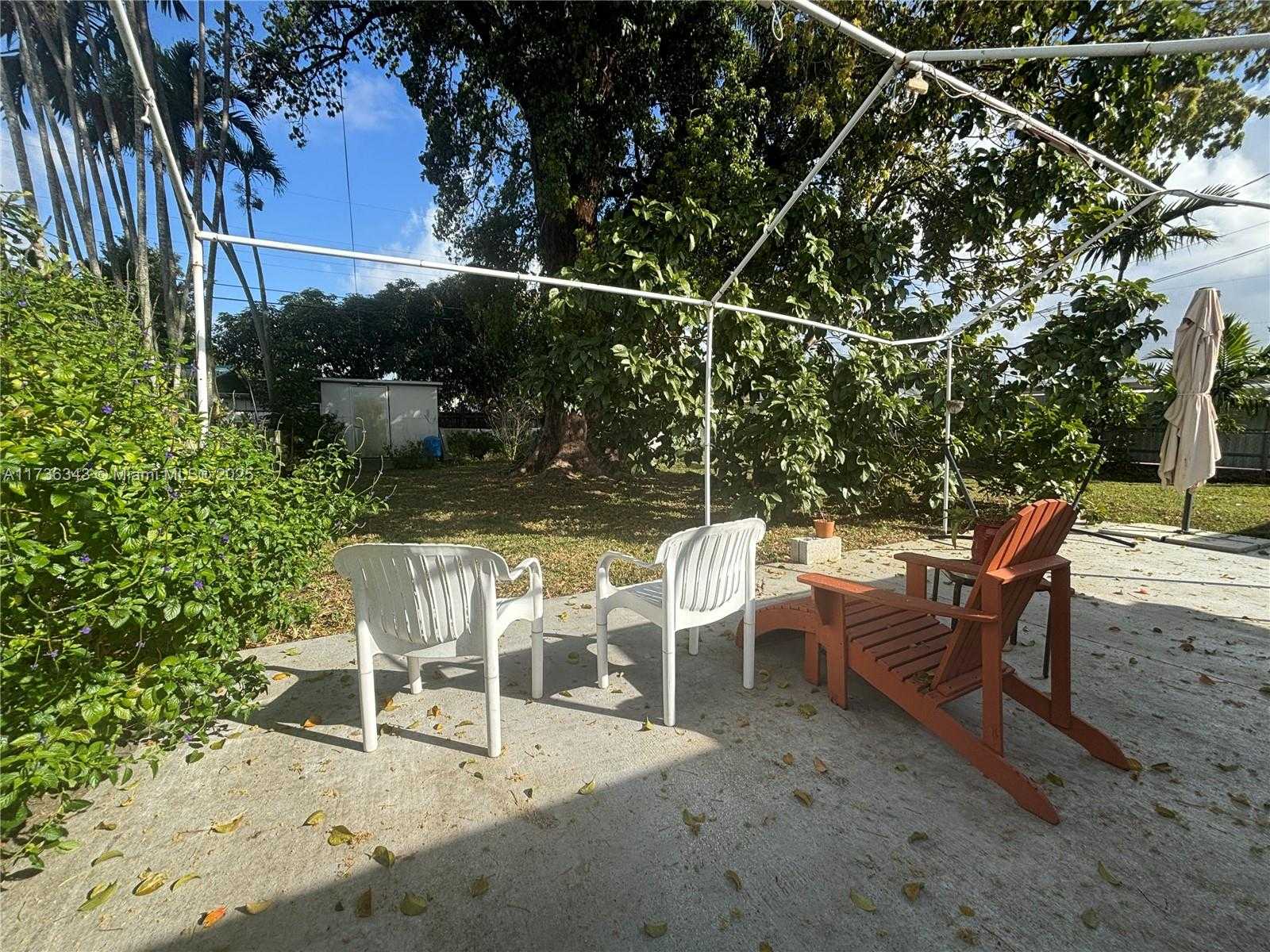 Small Image of 121 WEST 42ND ST, Hialeah Number 49
