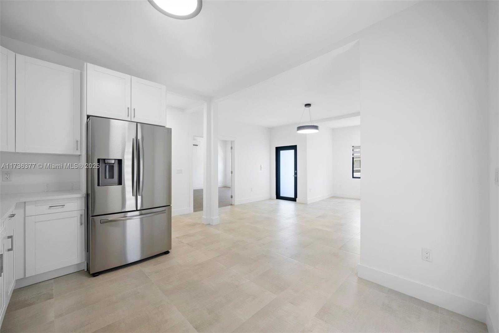 Small Image of 619 35th St, West Palm Beach, FL 33407, USA Number 7