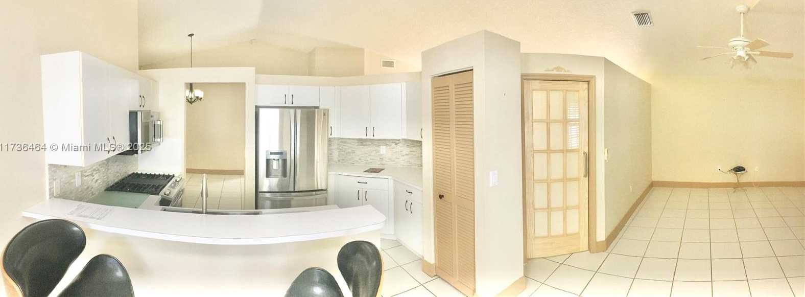 Small Image of 38 GABLES BLVD, Weston Number 29