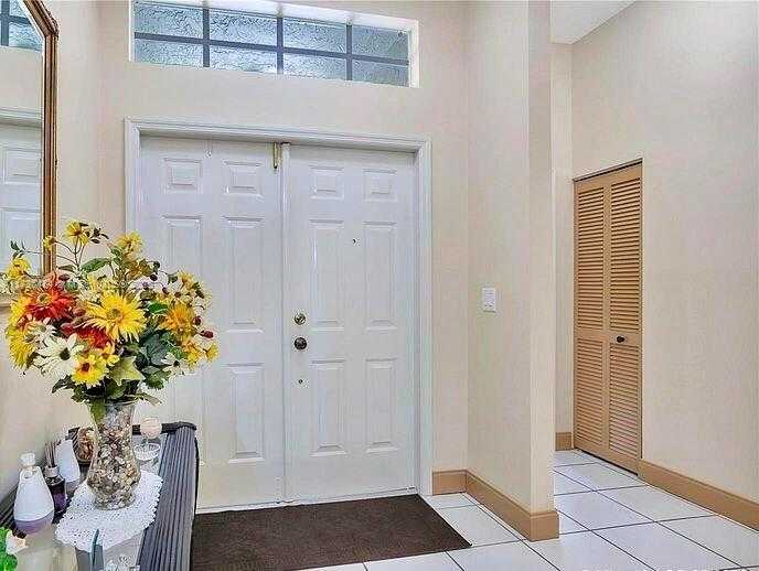 Small Image of 38 GABLES BLVD, Weston Number 6