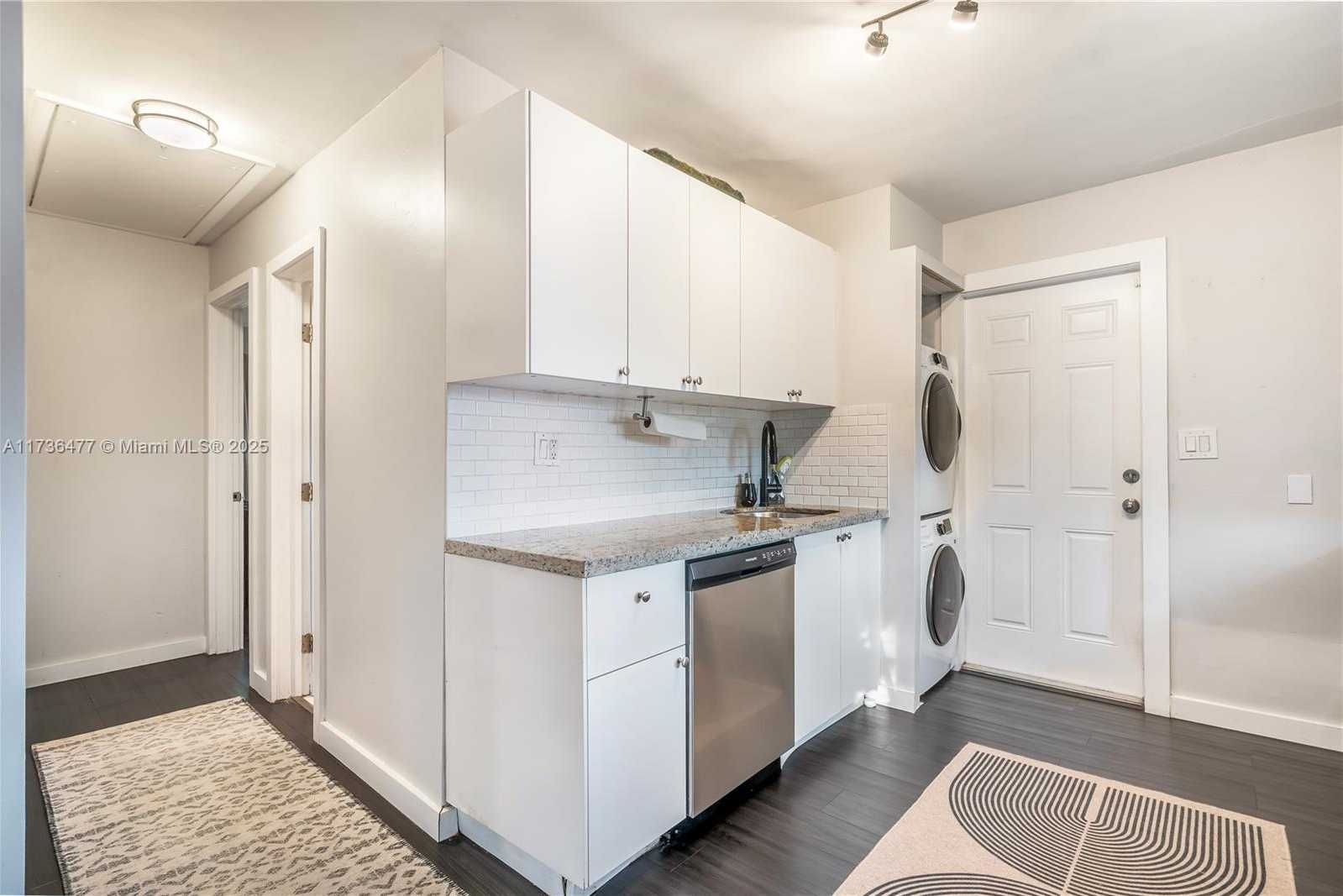 Small Image of 1091 NORTH EAST 36TH ST, Oakland Park Number 17
