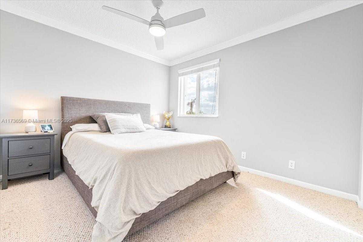 Small Image of 920 GOLDEN CANE DR, Weston Number 23