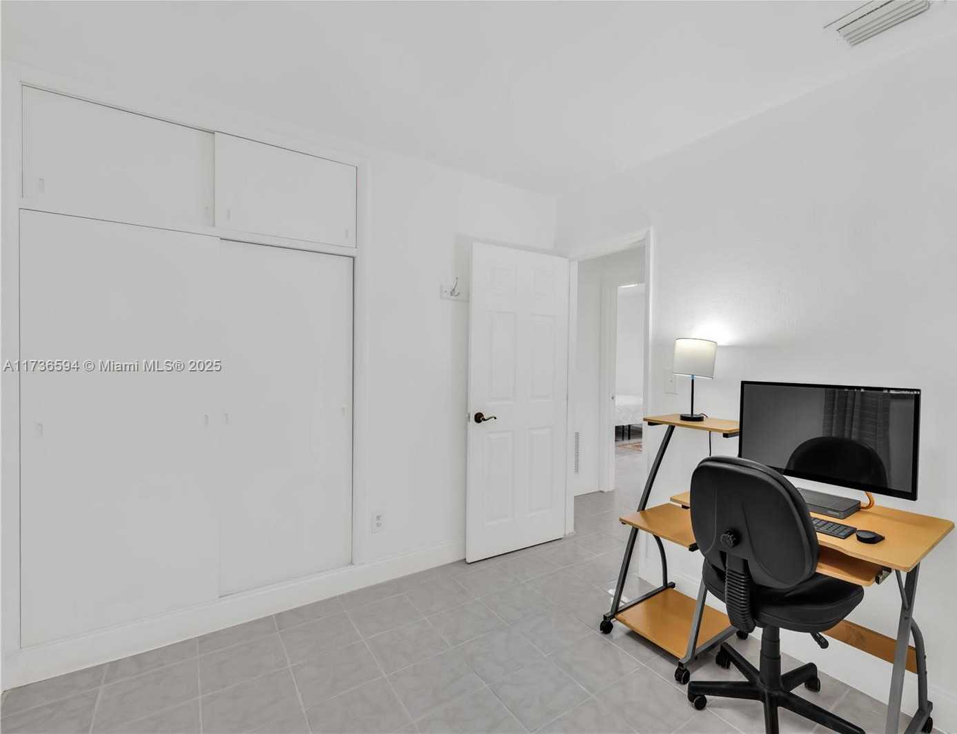 Small Image of 12890 NORTH EAST MIAMI CT, North Miami Number 18