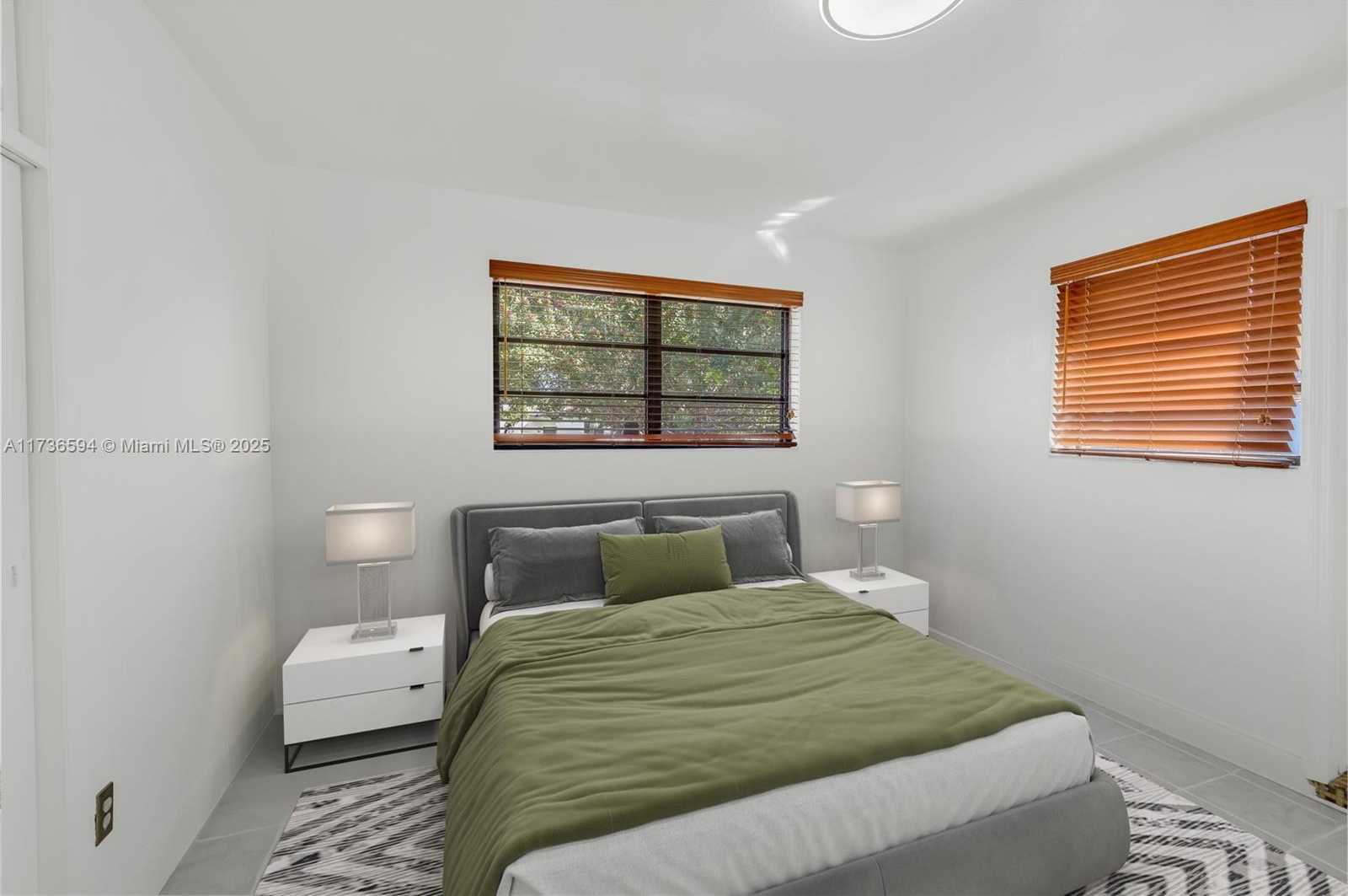 Small Image of 12890 NORTH EAST MIAMI CT, North Miami Number 23