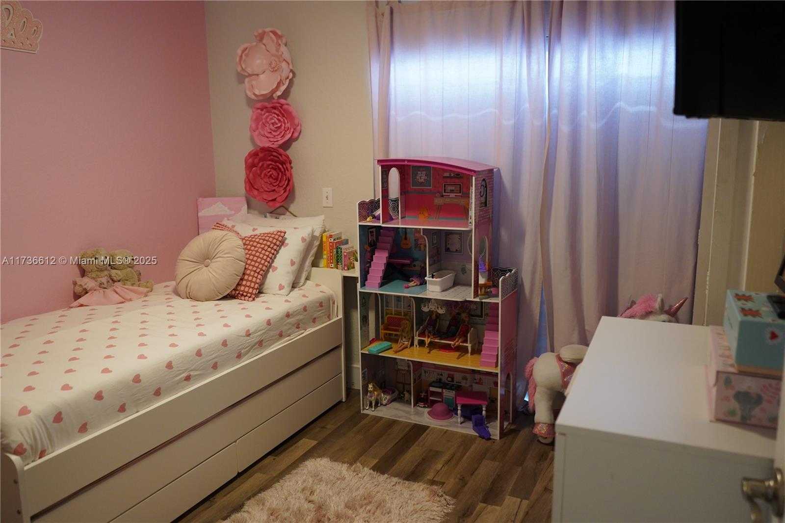 Small Image of 21496 SOUTH WEST 87TH PL, Cutler Bay Number 17