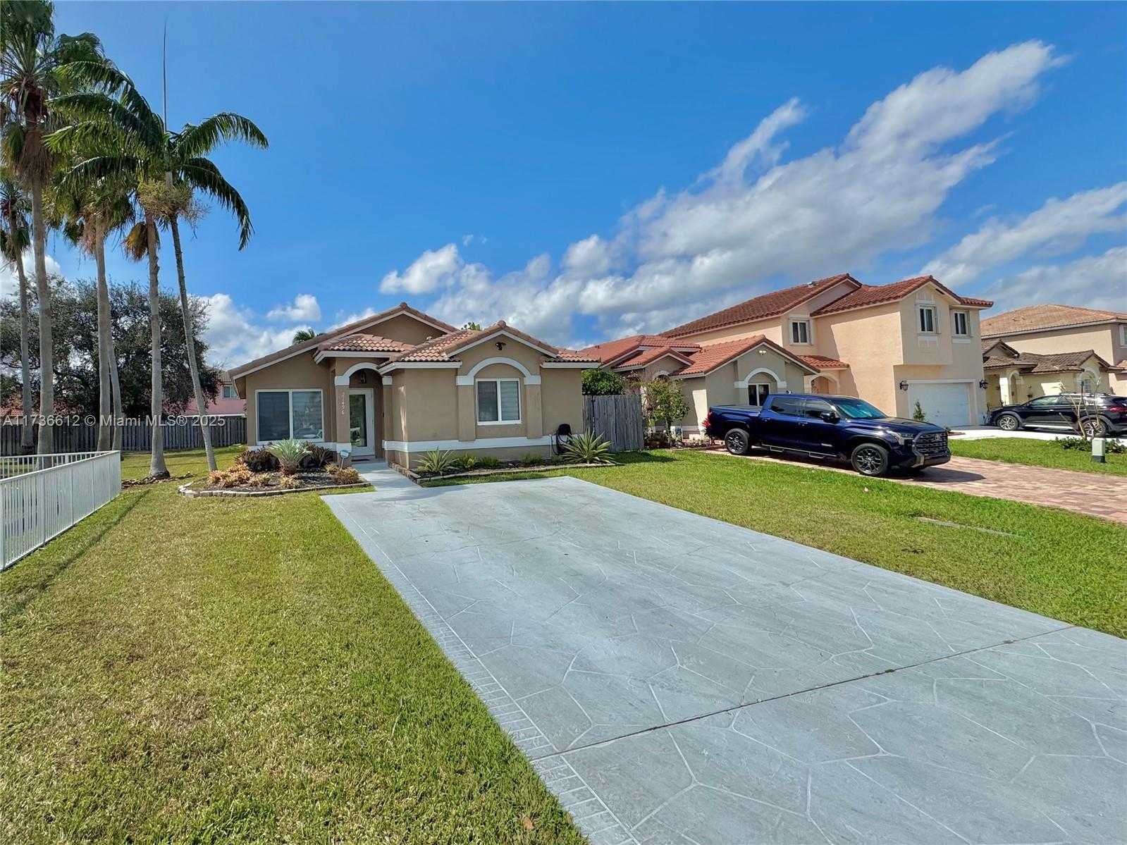 Small Image of 21496 SOUTH WEST 87TH PL, Cutler Bay Number 2