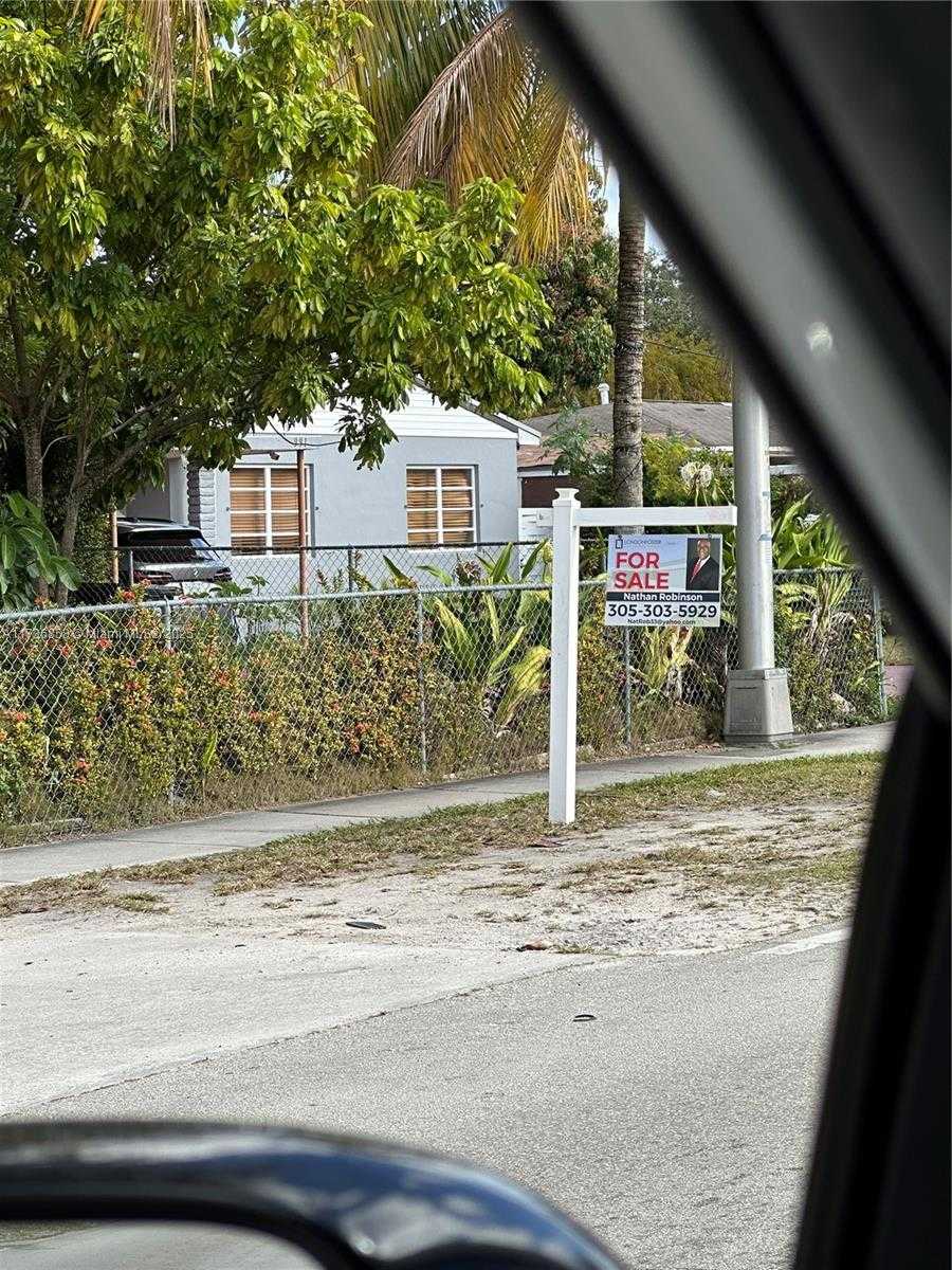 Small Image of 981 NORTH EAST 159TH ST, North Miami Beach Number 5