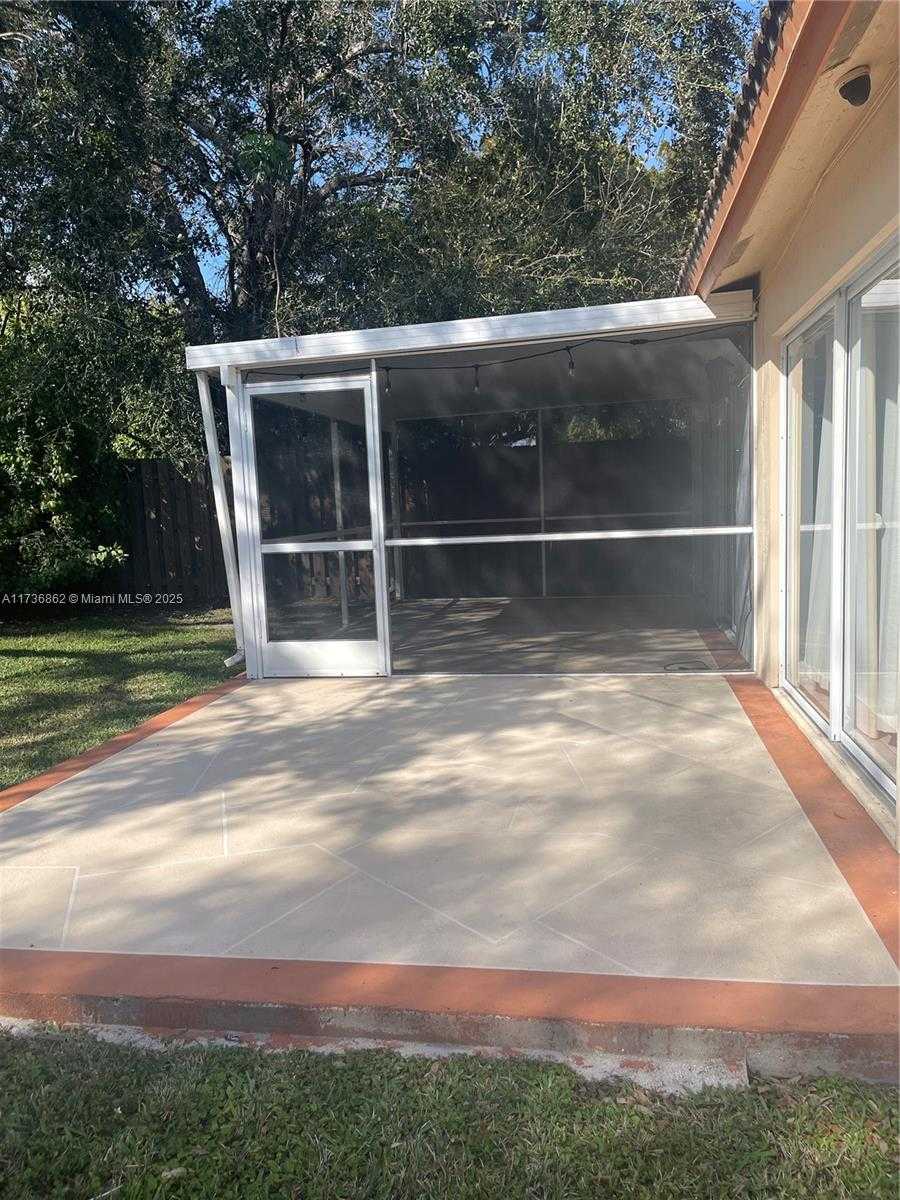 Small Image of 21440 SOUTH WEST 88 AVE, Cutler Bay Number 49