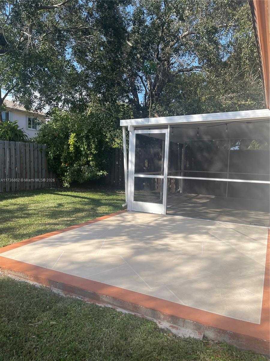 Small Image of 21440 SOUTH WEST 88 AVE, Cutler Bay Number 51
