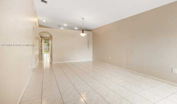 Small Image of 21440 SOUTH WEST 88 AVE, Cutler Bay Number 7