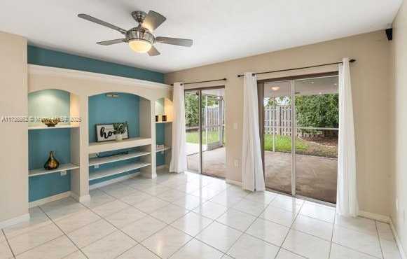 Small Image of 21440 SOUTH WEST 88 AVE, Cutler Bay Number 9