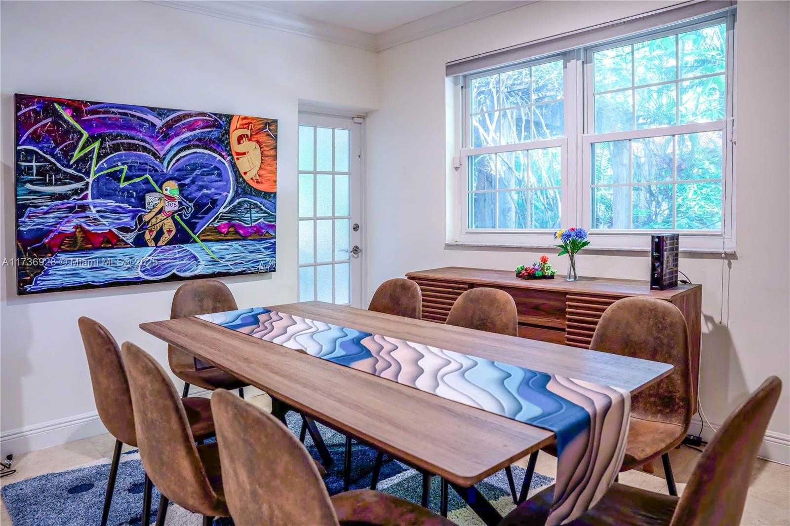 Small Image of 641 ZAMORA AVE, Coral Gables Number 12