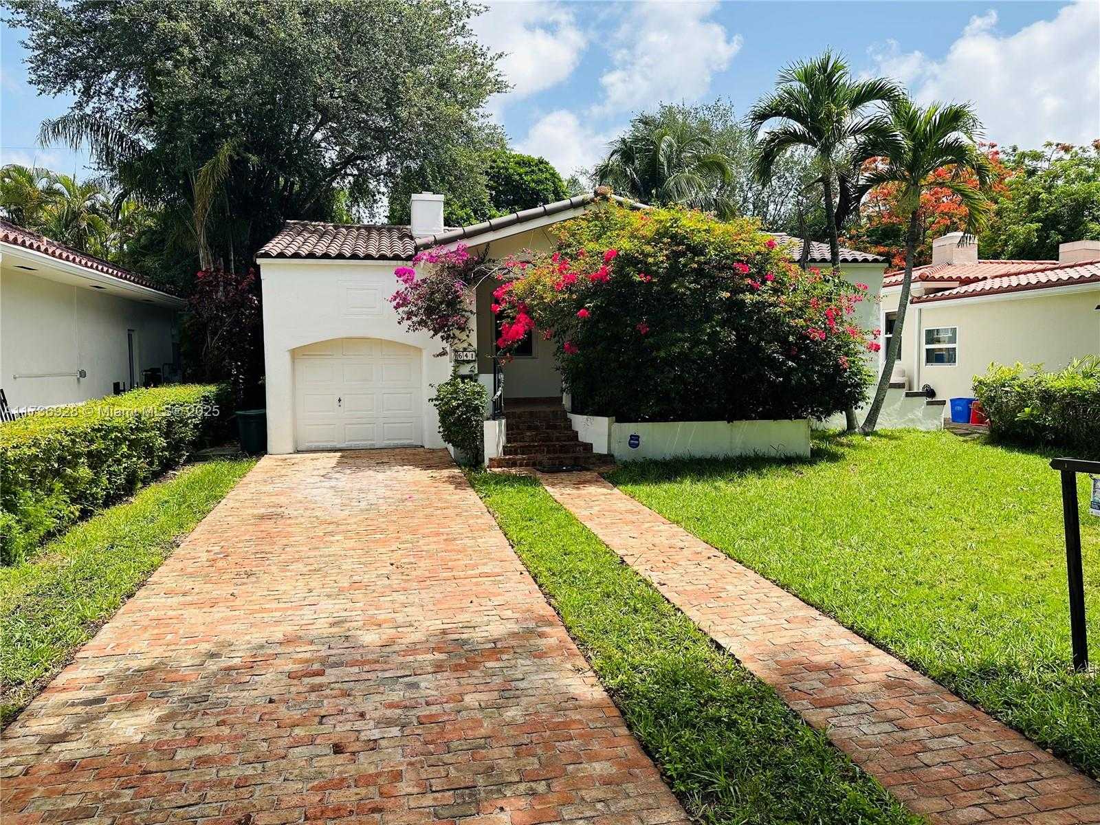 Small Image of 641 ZAMORA AVE, Coral Gables Number 2