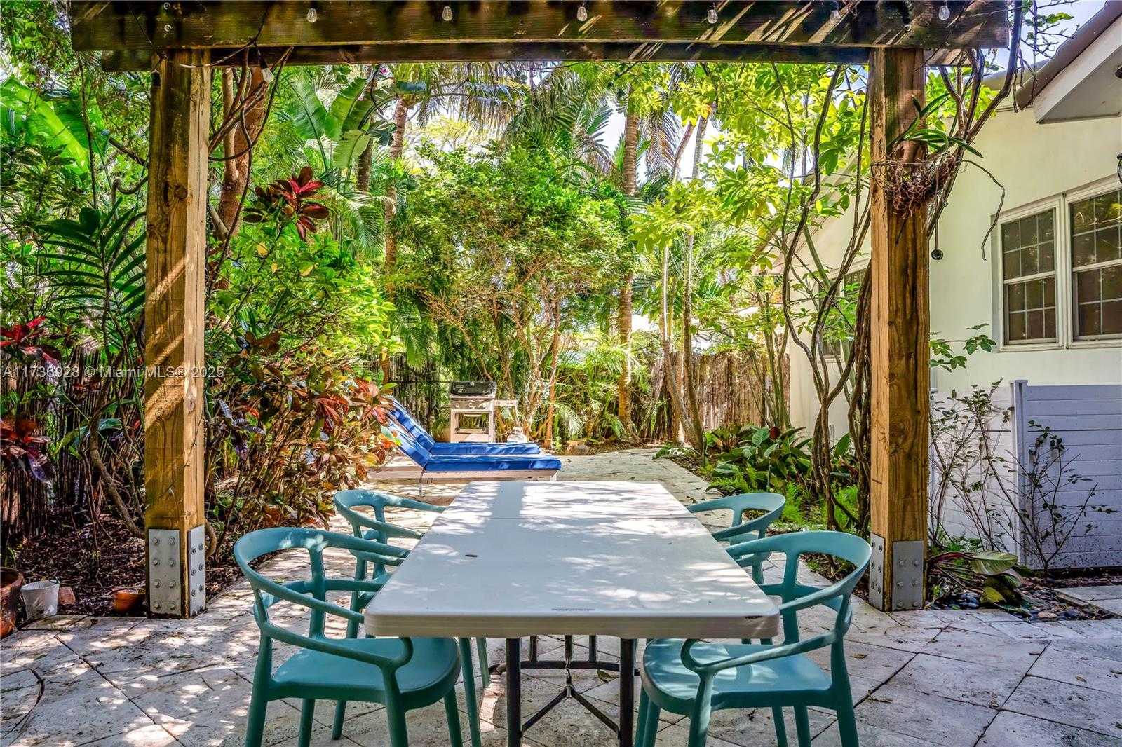 Small Image of 641 ZAMORA AVE, Coral Gables Number 28
