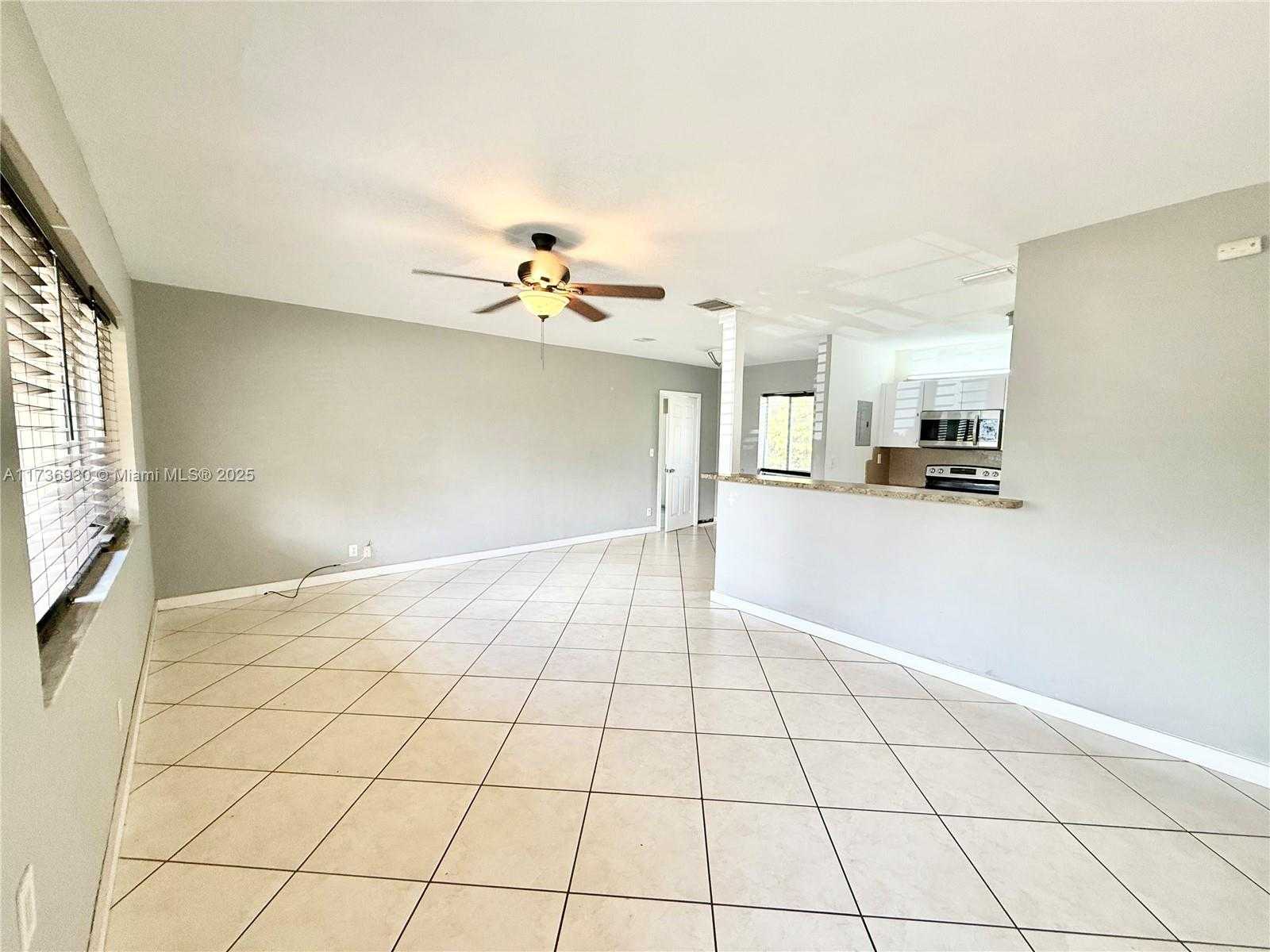 Small Image of 903 NORTH EAST 2ND ST, Hallandale Beach Number 14