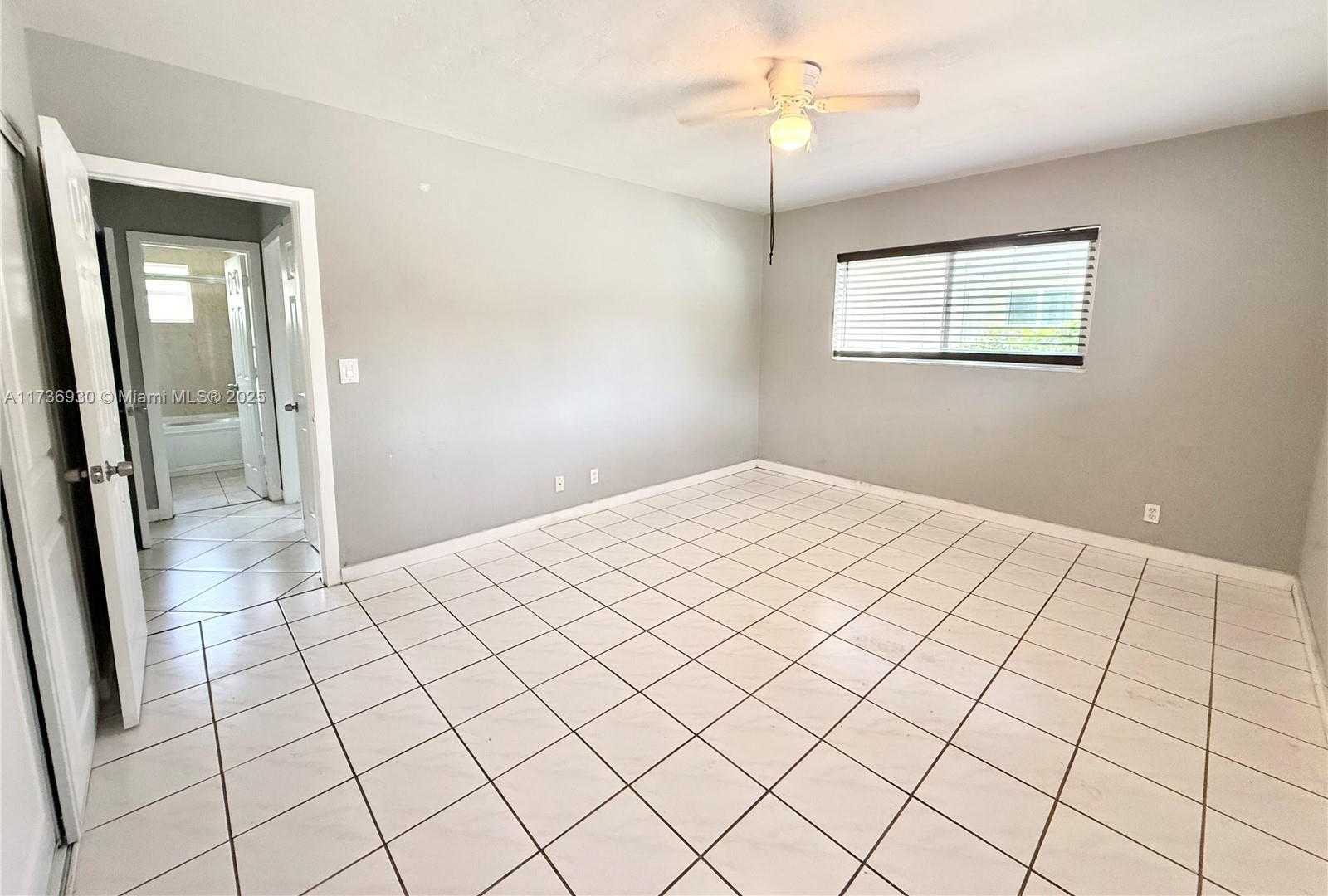Small Image of 903 NORTH EAST 2ND ST, Hallandale Beach Number 29