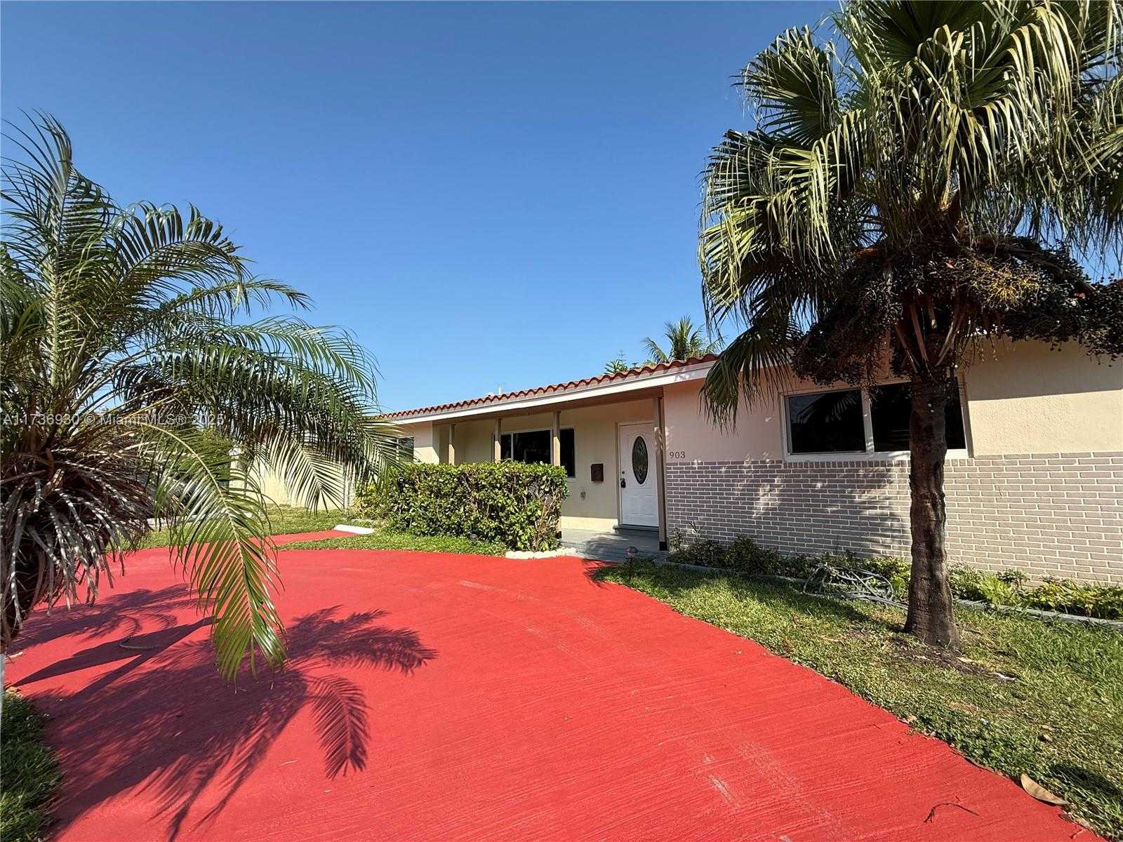 Small Image of 903 NORTH EAST 2ND ST, Hallandale Beach Number 34