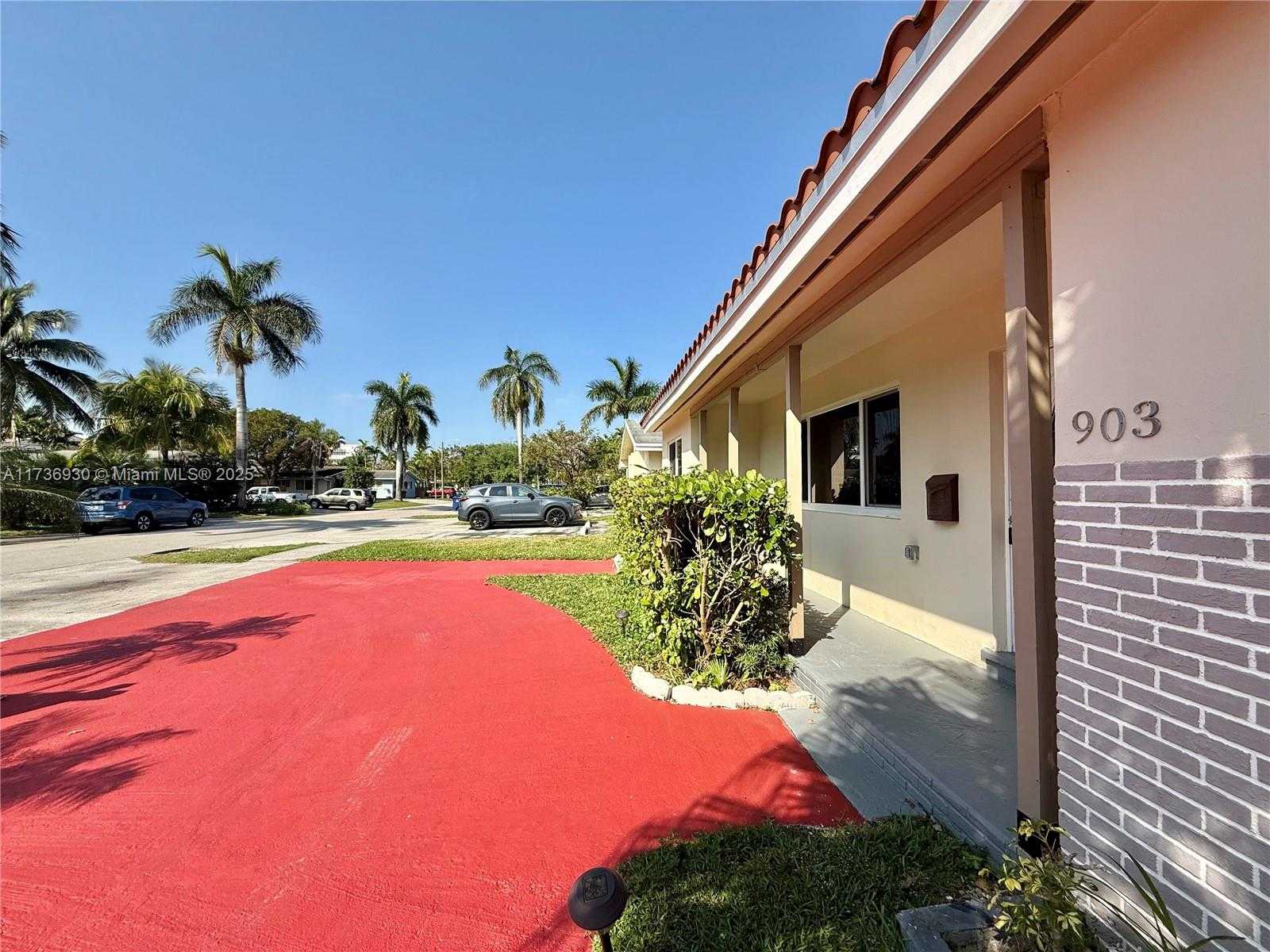 Small Image of 903 NORTH EAST 2ND ST, Hallandale Beach Number 39