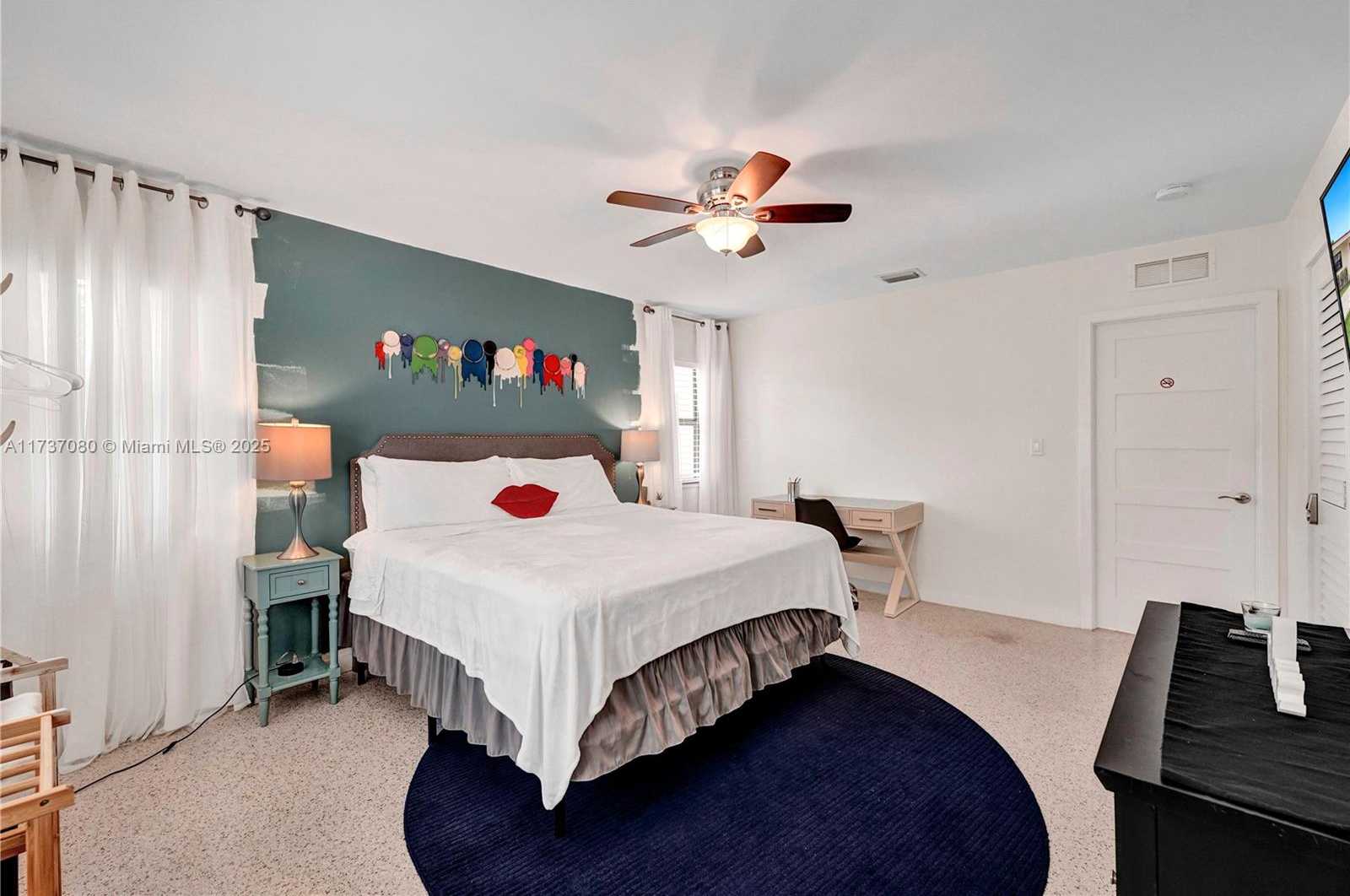 Small Image of 1704 RODMAN ST, Hollywood Number 12
