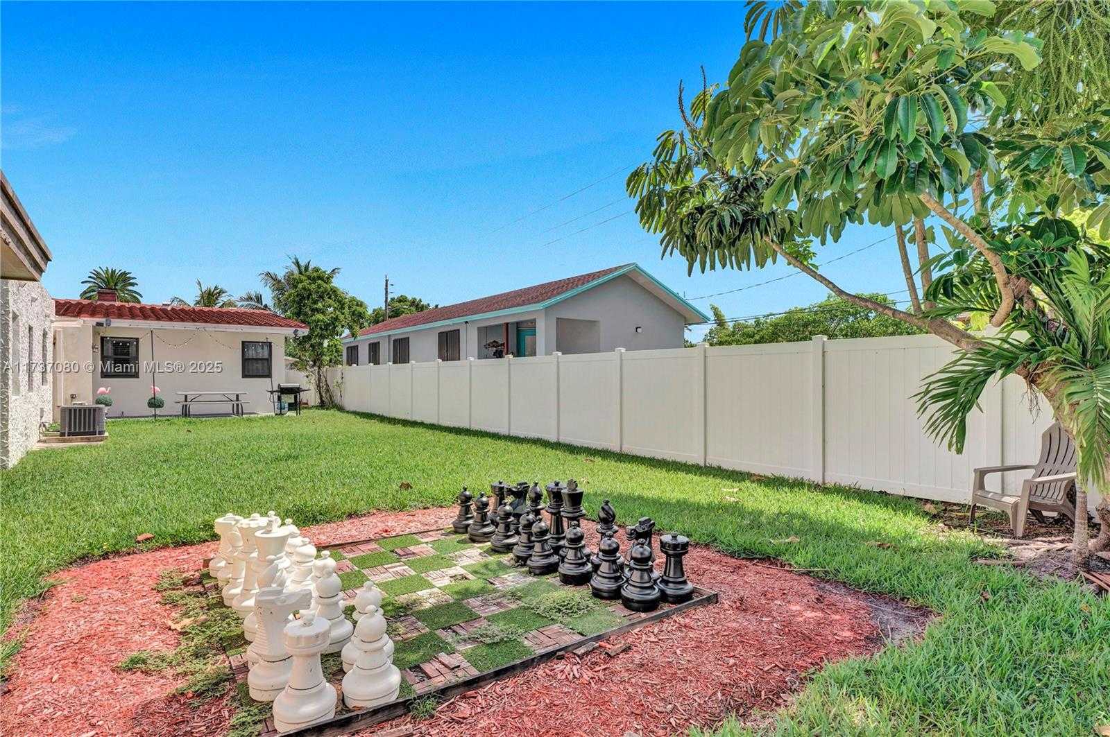 Small Image of 1704 RODMAN ST, Hollywood Number 37