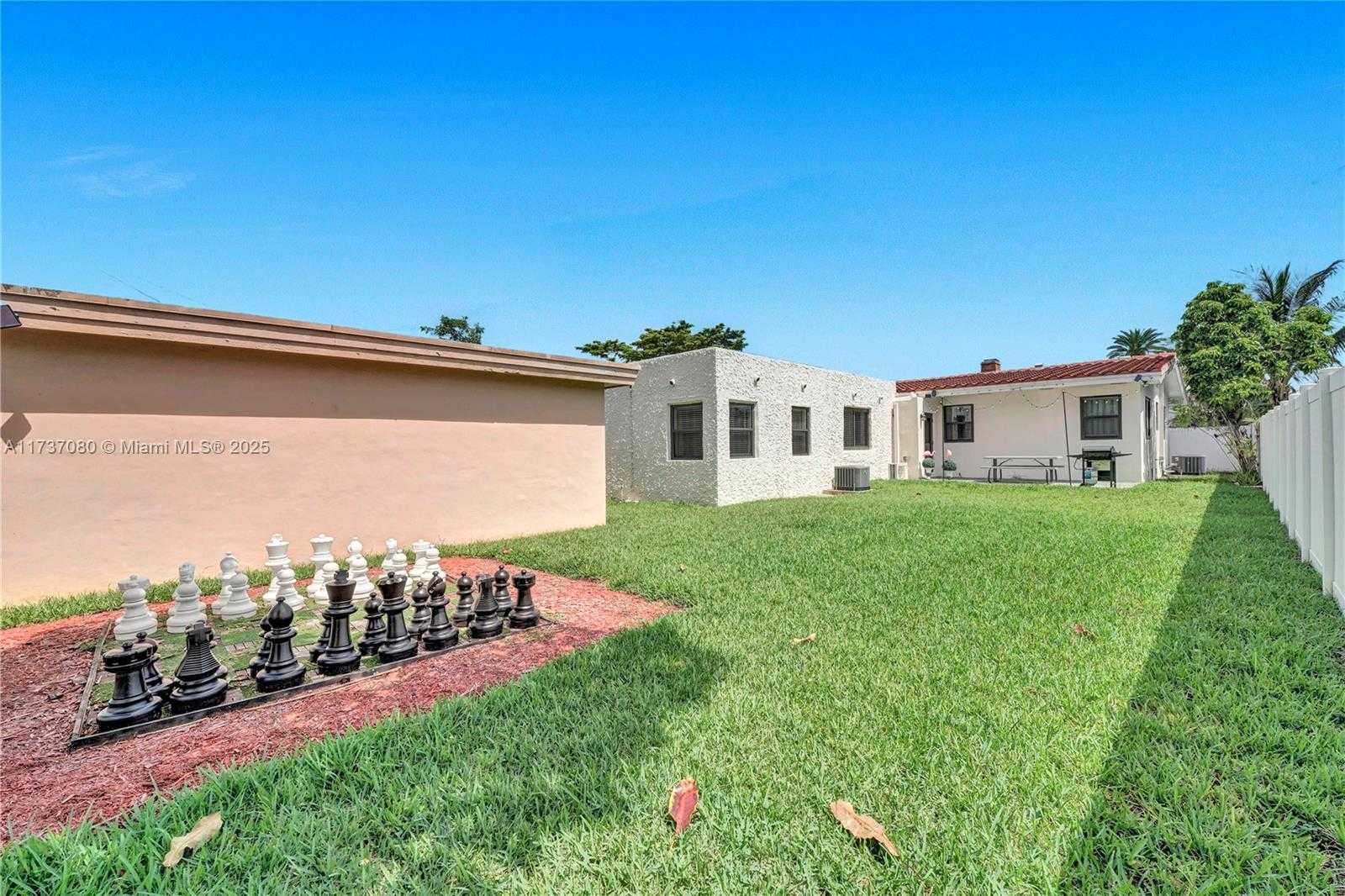 Small Image of 1704 RODMAN ST, Hollywood Number 39