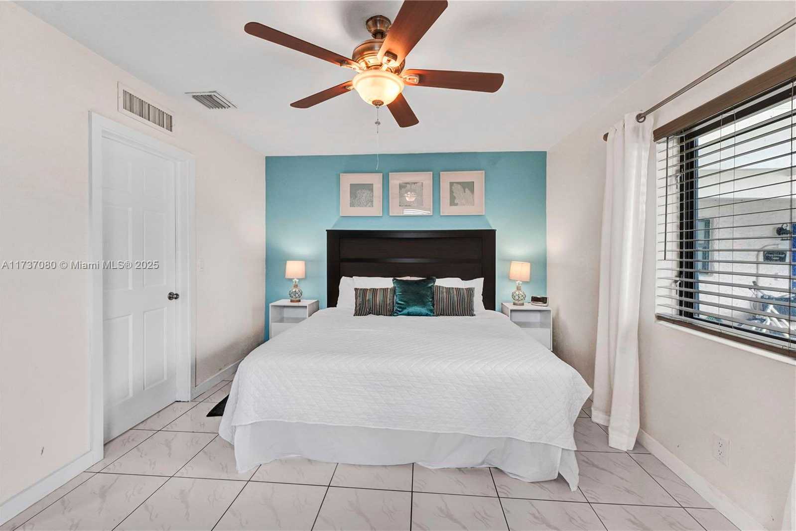 Small Image of 1704 RODMAN ST, Hollywood Number 52
