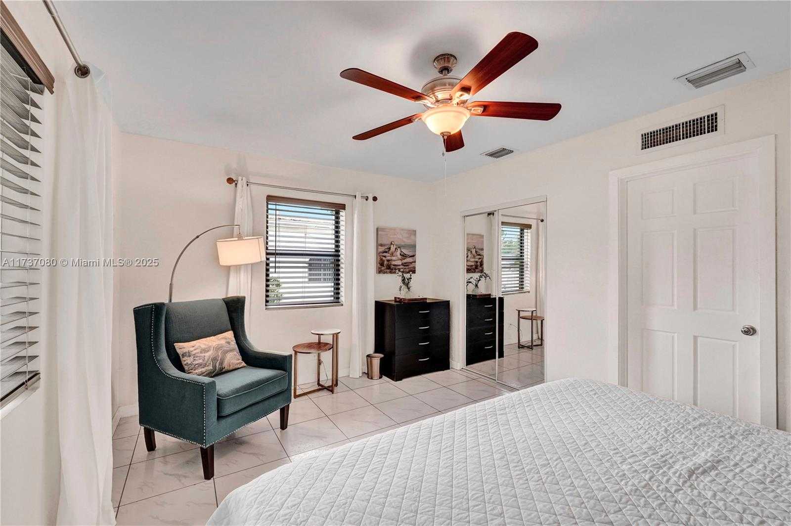 Small Image of 1704 RODMAN ST, Hollywood Number 55