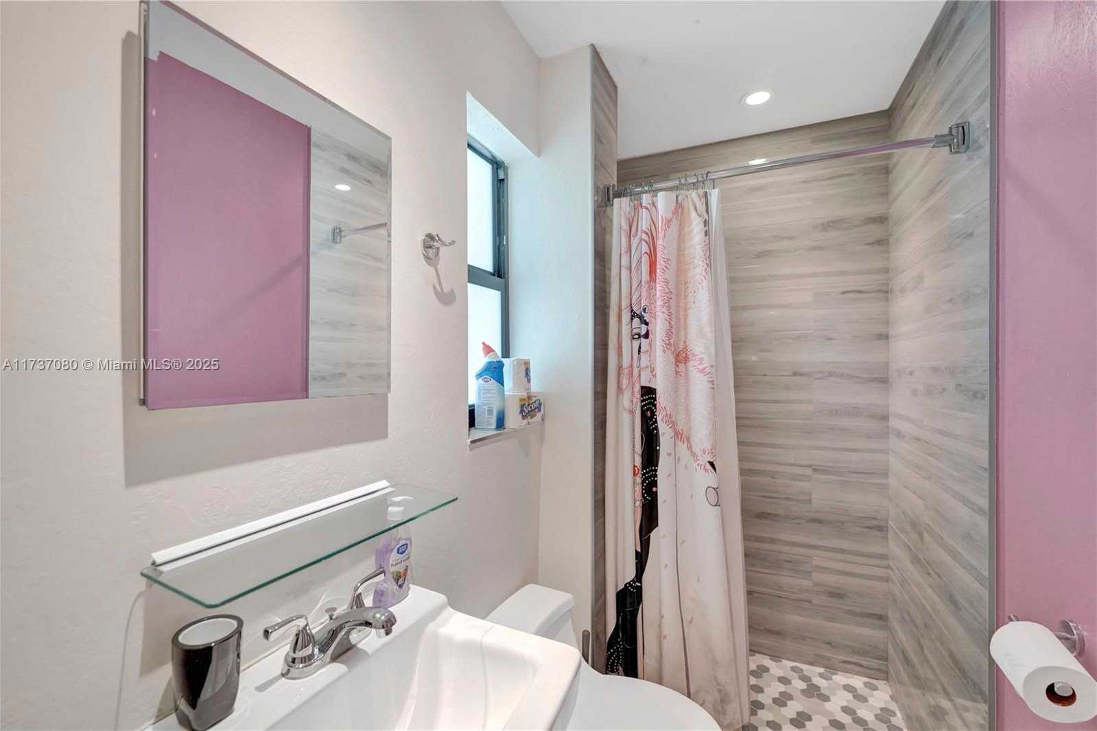Small Image of 1704 RODMAN ST, Hollywood Number 70