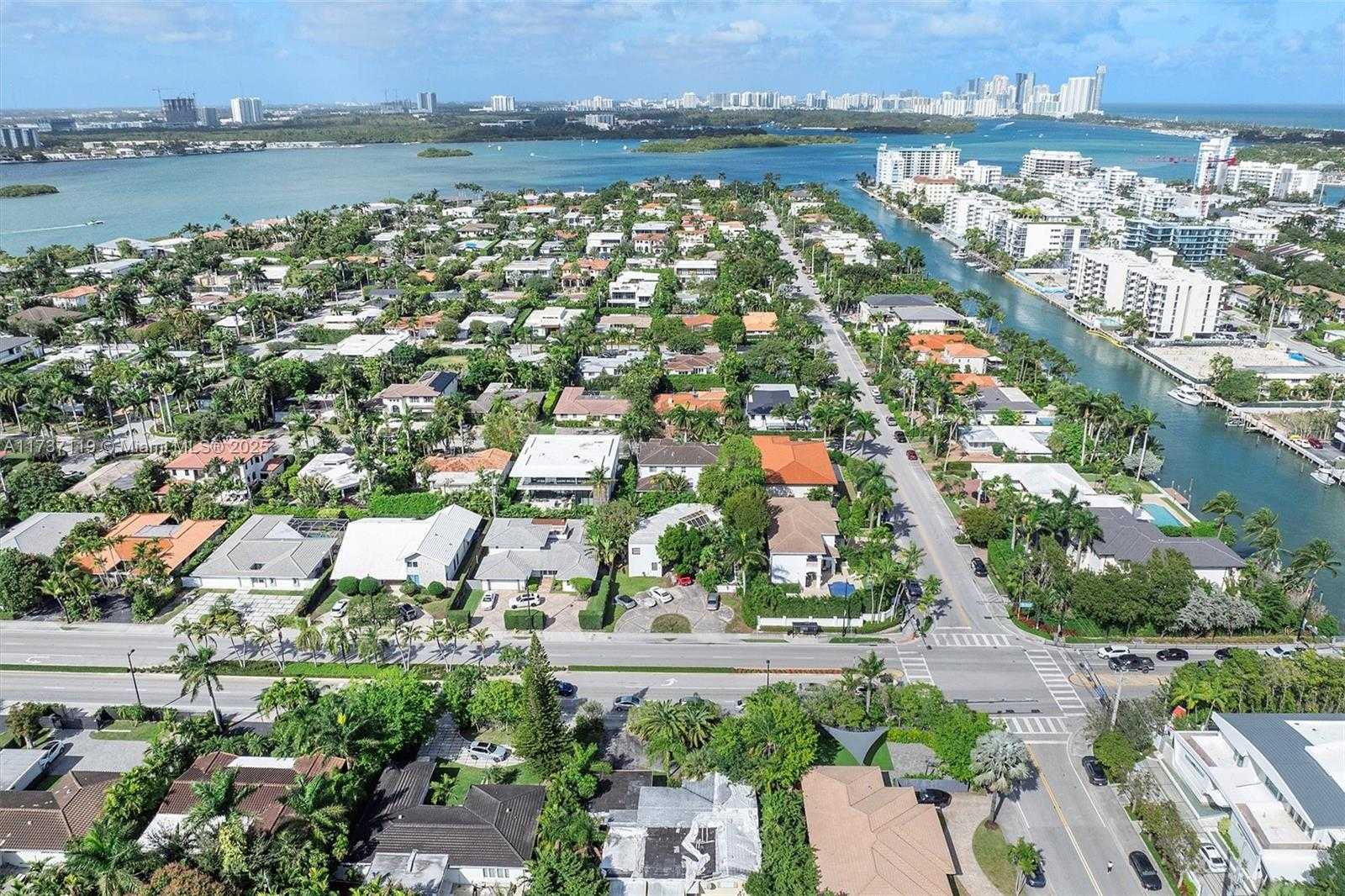 Small Image of 1210 96TH STREET, Bay Harbor Islands Number 6