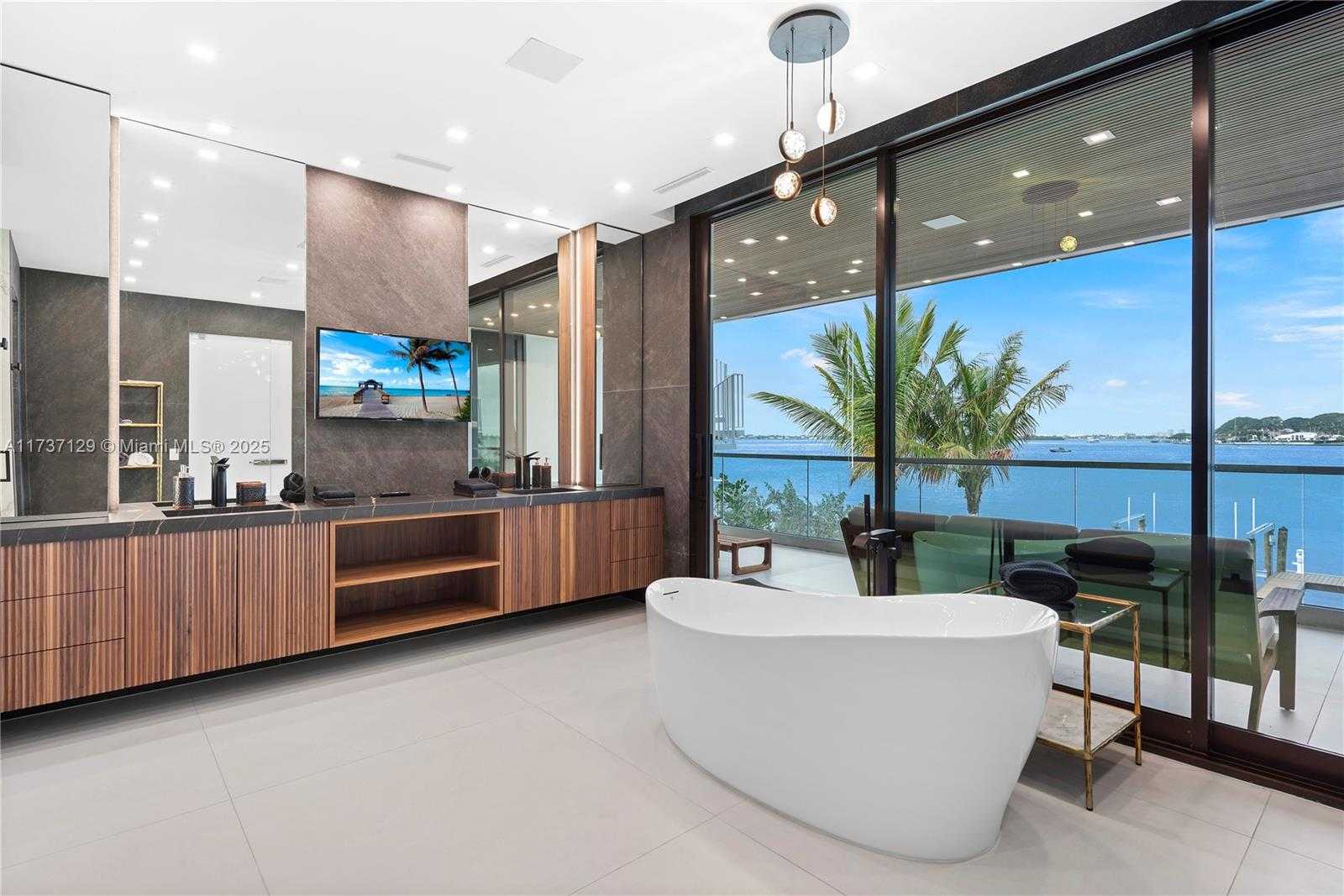 Small Image of 1785 CLEVELAND RD, Miami Beach Number 28