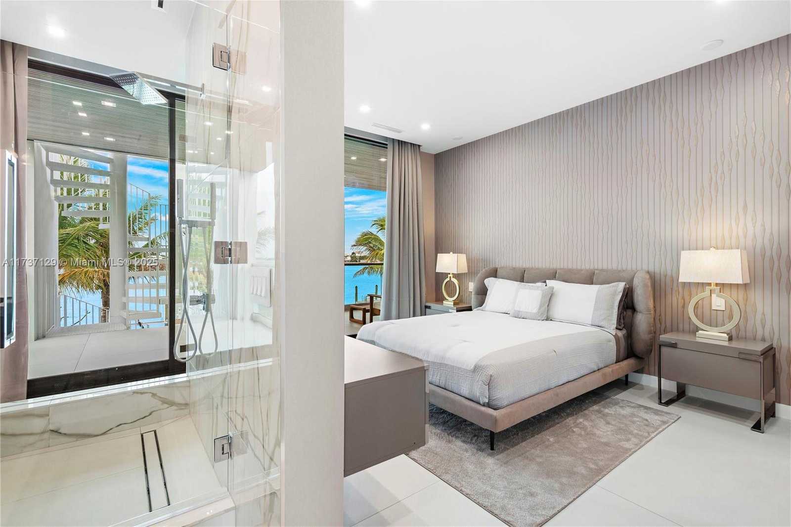 Small Image of 1785 CLEVELAND RD, Miami Beach Number 32