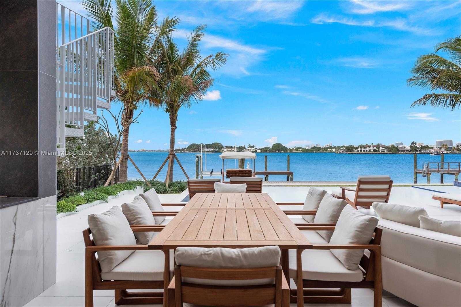 Small Image of 1785 CLEVELAND RD, Miami Beach Number 36
