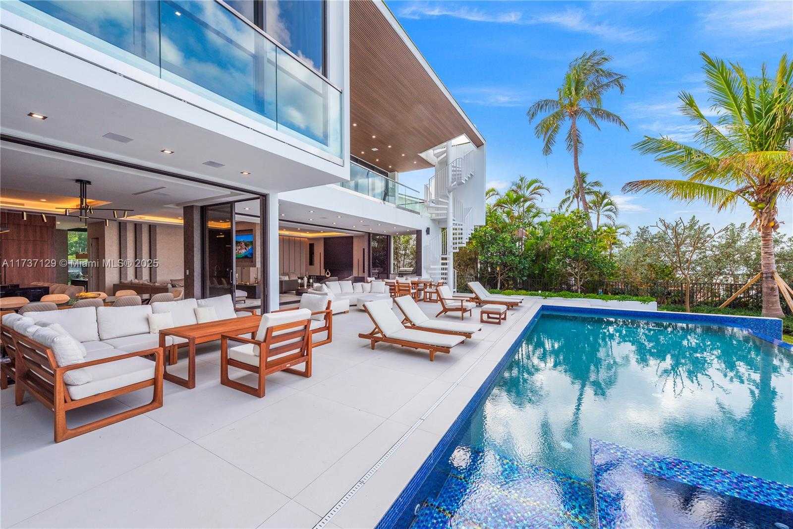 Small Image of 1785 CLEVELAND RD, Miami Beach Number 39