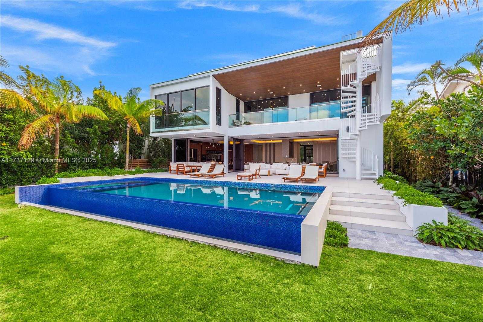 Small Image of 1785 CLEVELAND RD, Miami Beach Number 41