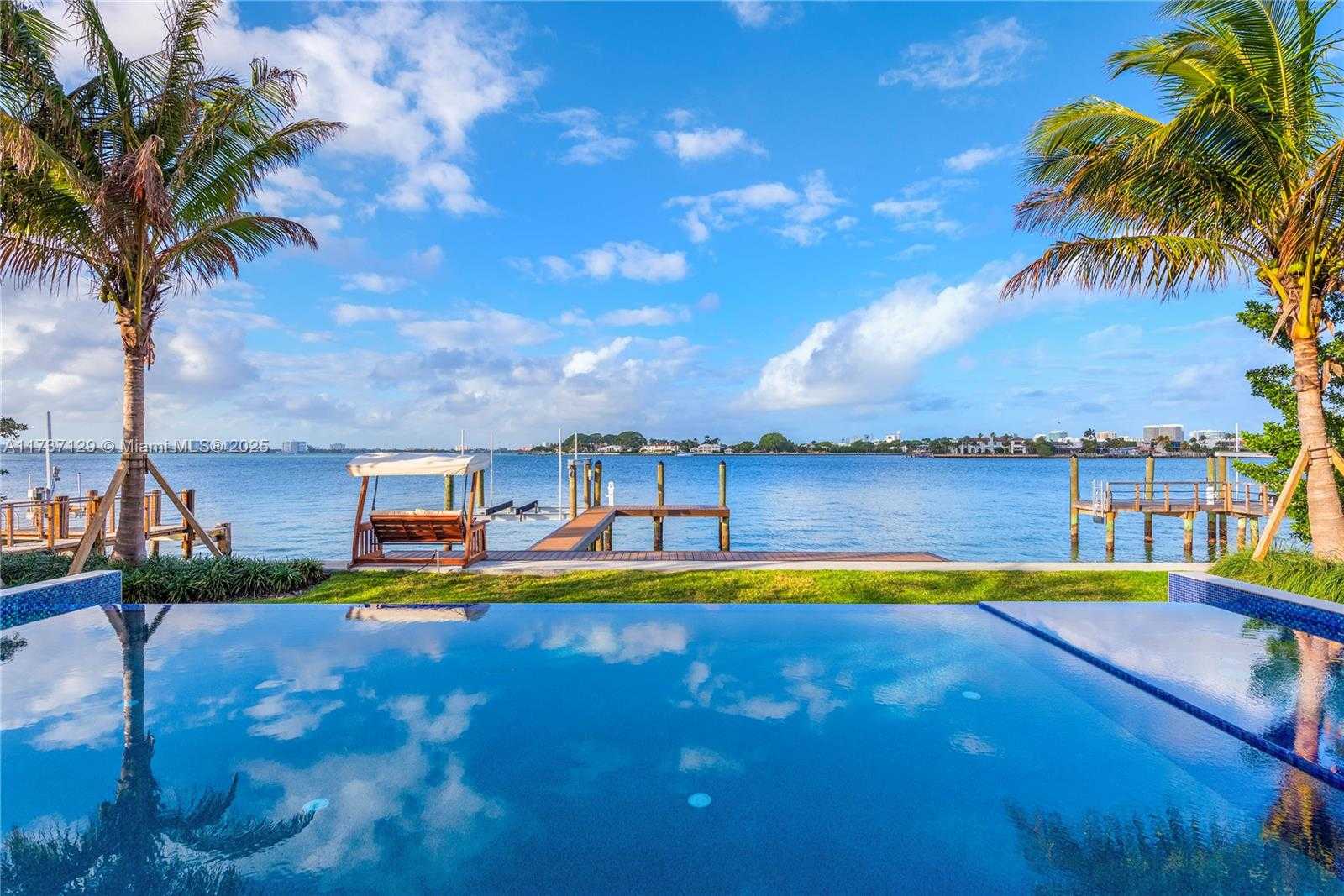Small Image of 1785 CLEVELAND RD, Miami Beach Number 44