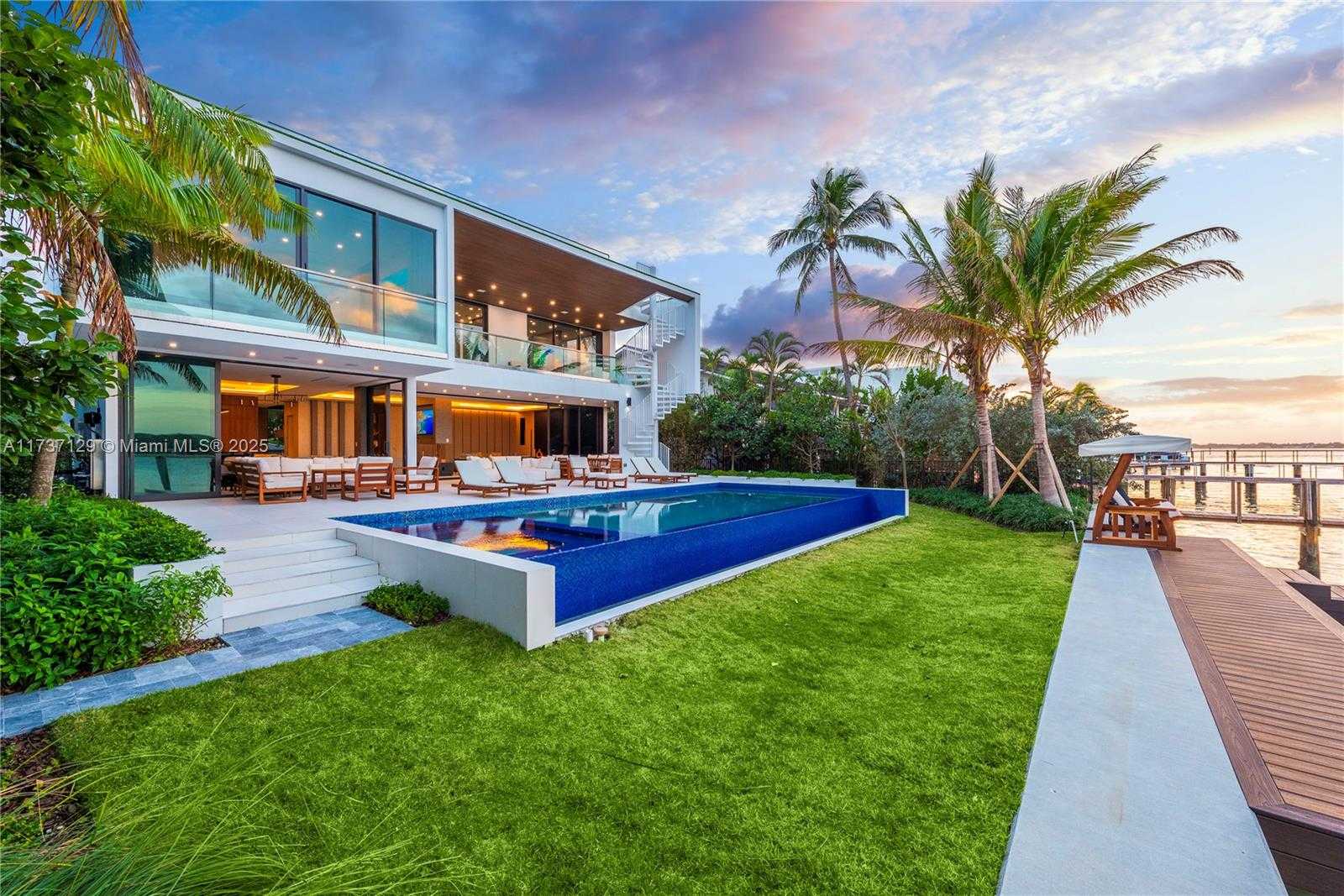 Small Image of 1785 CLEVELAND RD, Miami Beach Number 45