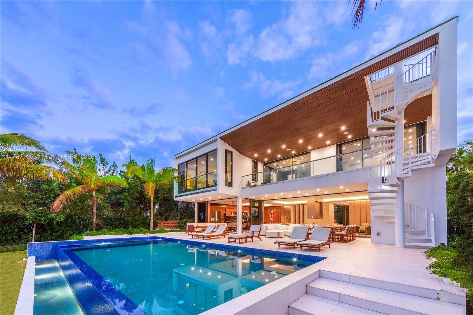 Small Image of 1785 CLEVELAND RD, Miami Beach Number 49